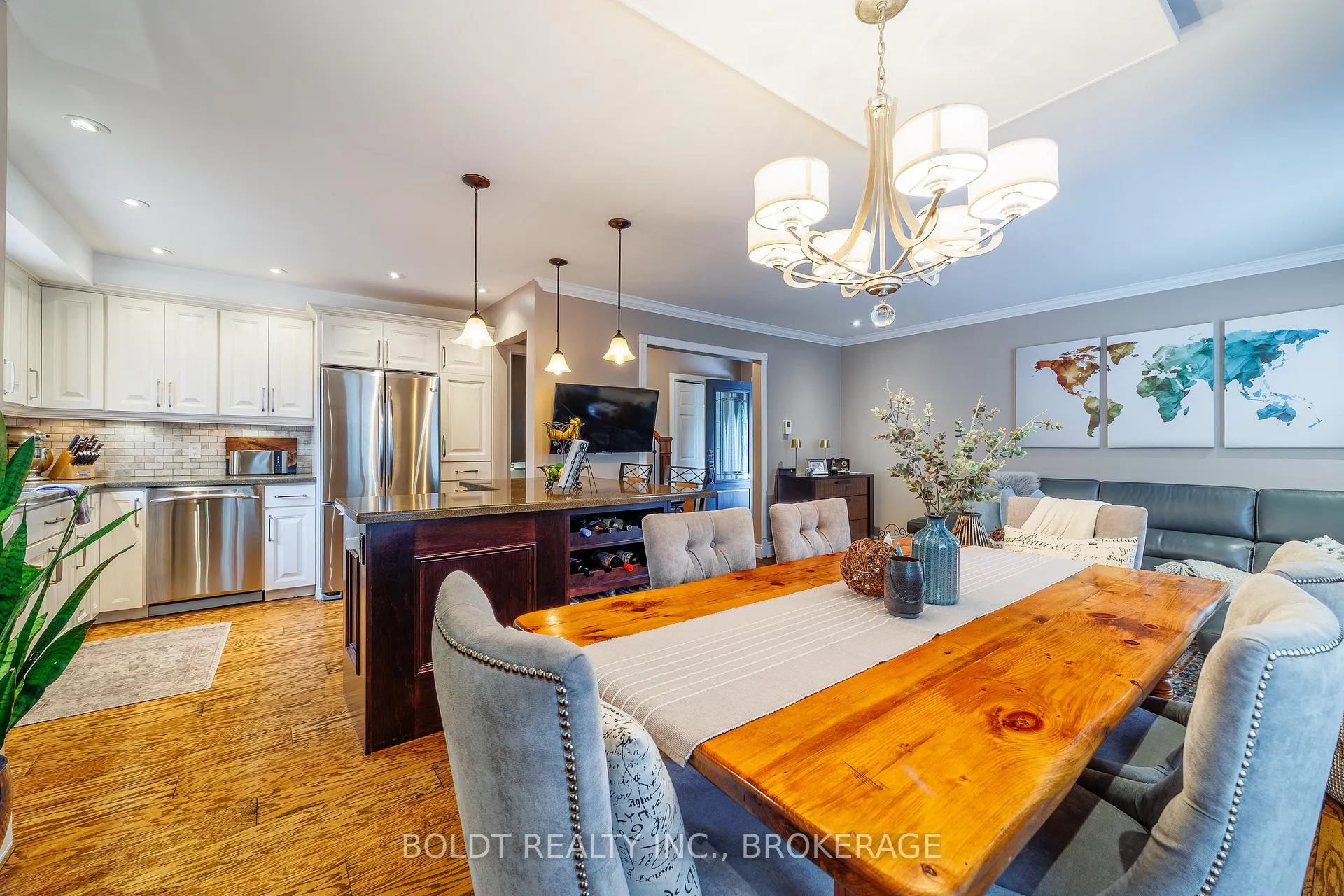 Photo 7 of 12 Cole Farm Boulevard, St. Catharines, Port Dalhousie — HOMEH