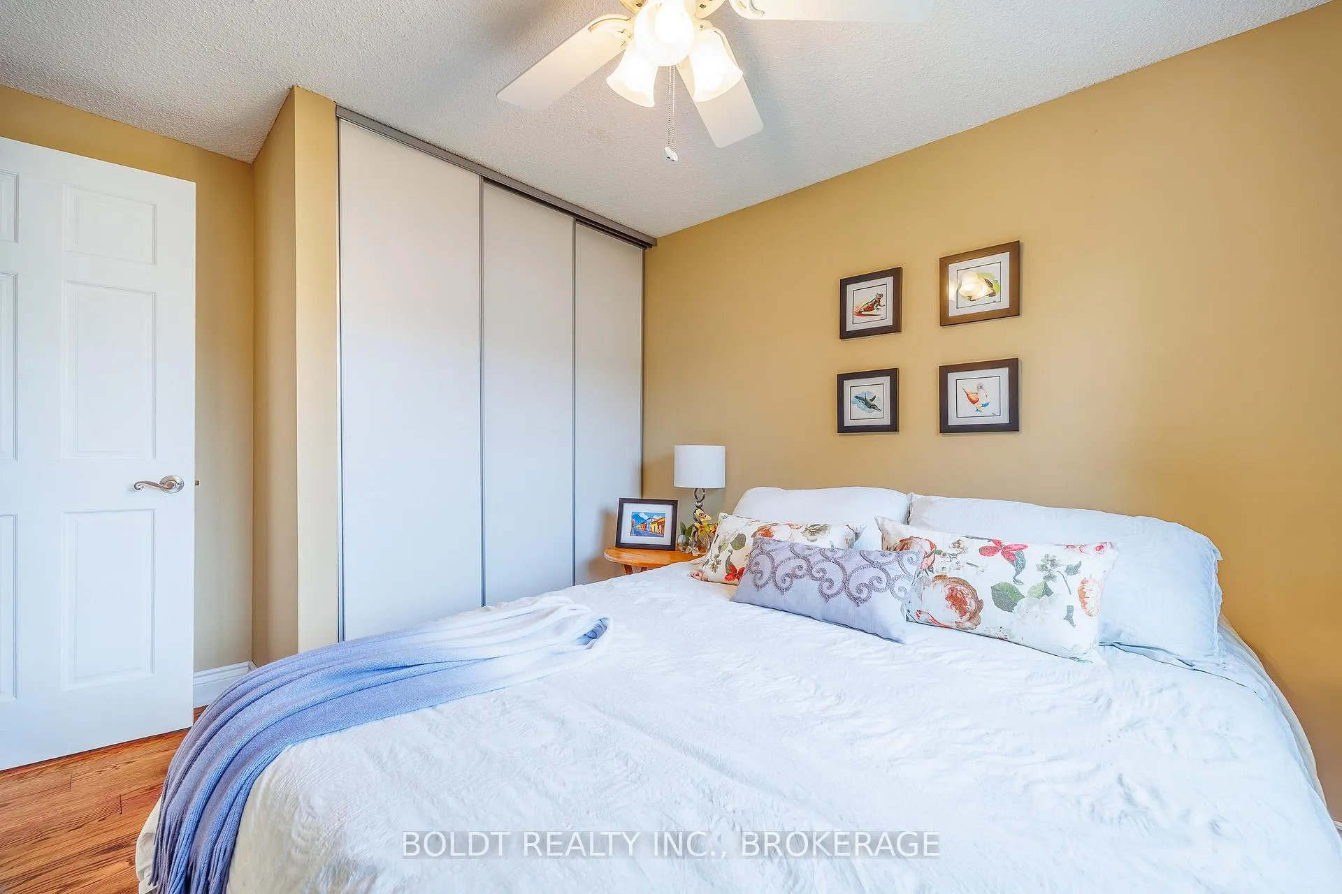 Photo 16 of 12 Cole Farm Boulevard, St. Catharines, Port Dalhousie — HOMEH