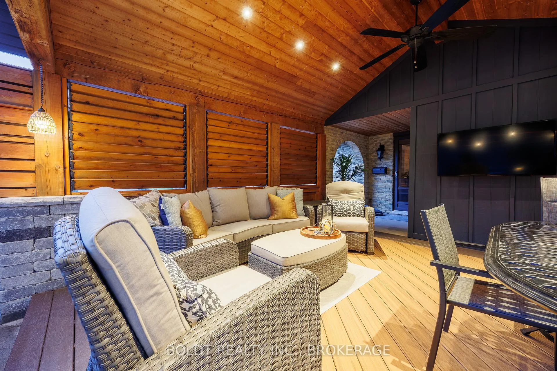 Photo 37 of 12 Cole Farm Boulevard, St. Catharines, Port Dalhousie — HOMEH