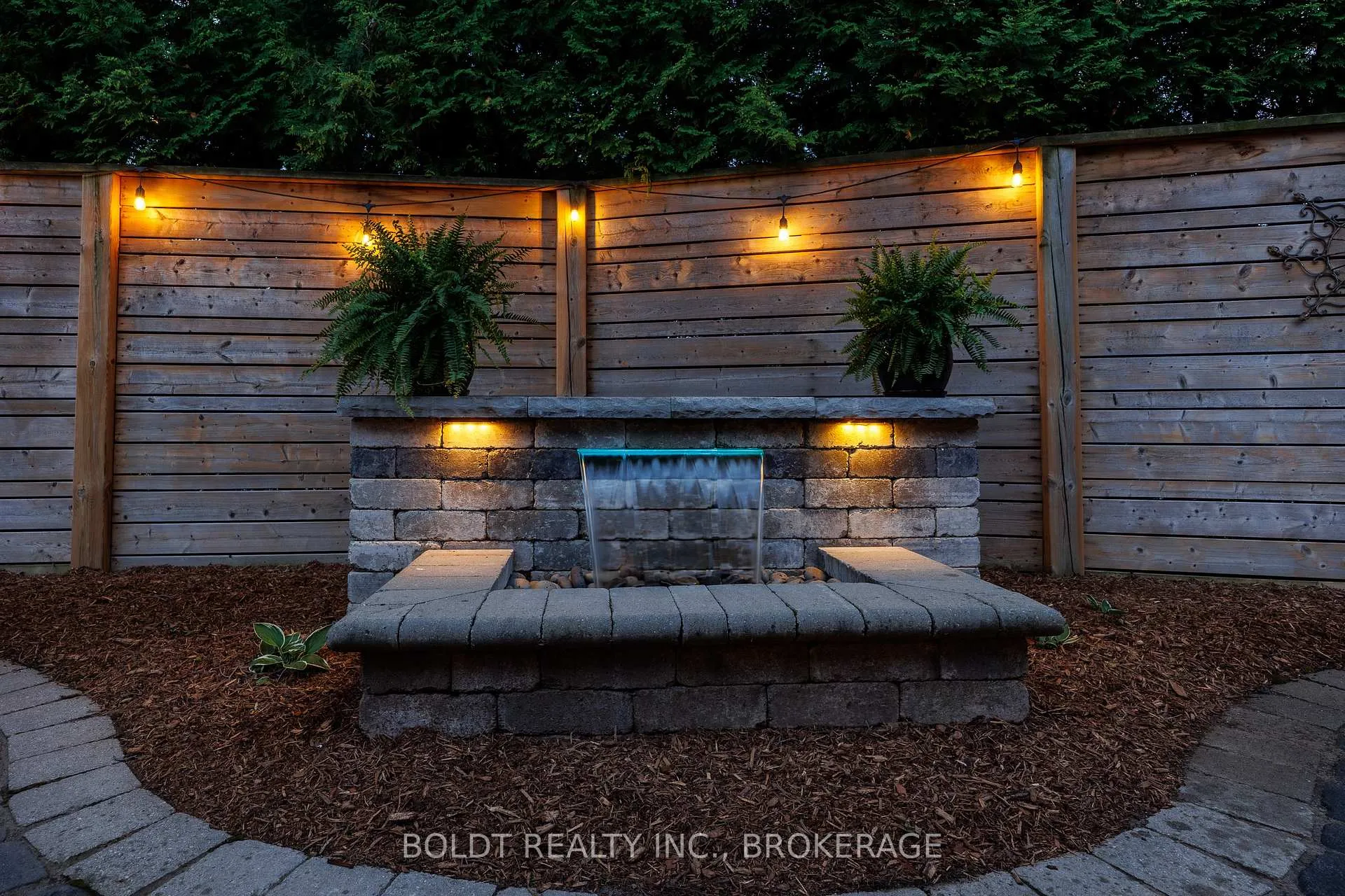Photo 39 of 12 Cole Farm Boulevard, St. Catharines, Port Dalhousie — HOMEH