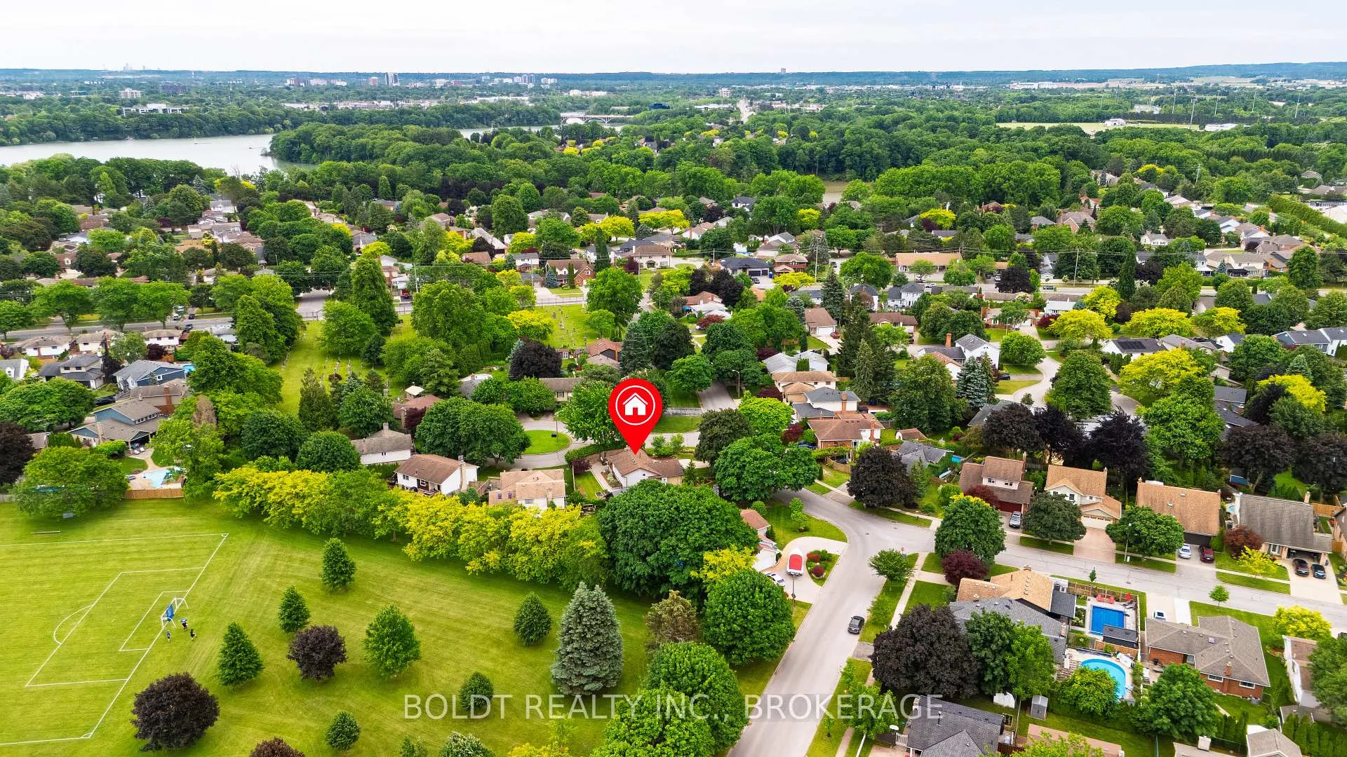 Photo 49 of 12 Cole Farm Boulevard, St. Catharines, Port Dalhousie — HOMEH