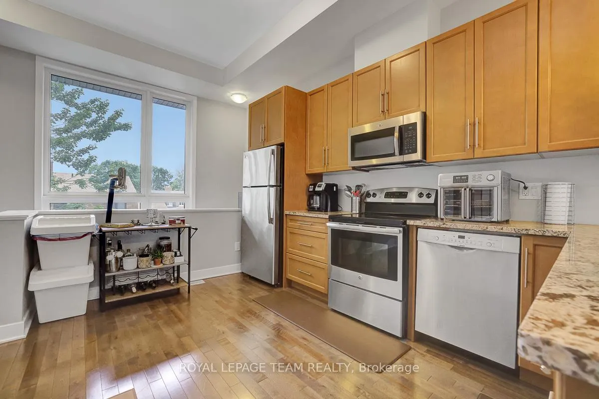 Photo 12 of 806 Terravita Private, Ottawa, Windsor Park Village — HOMEH