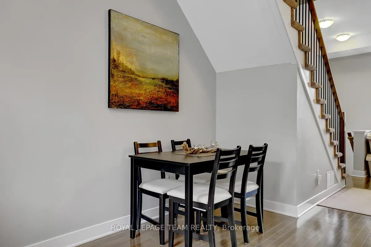 Photo 20 of 806 Terravita Private, Ottawa, Windsor Park Village — HOMEH
