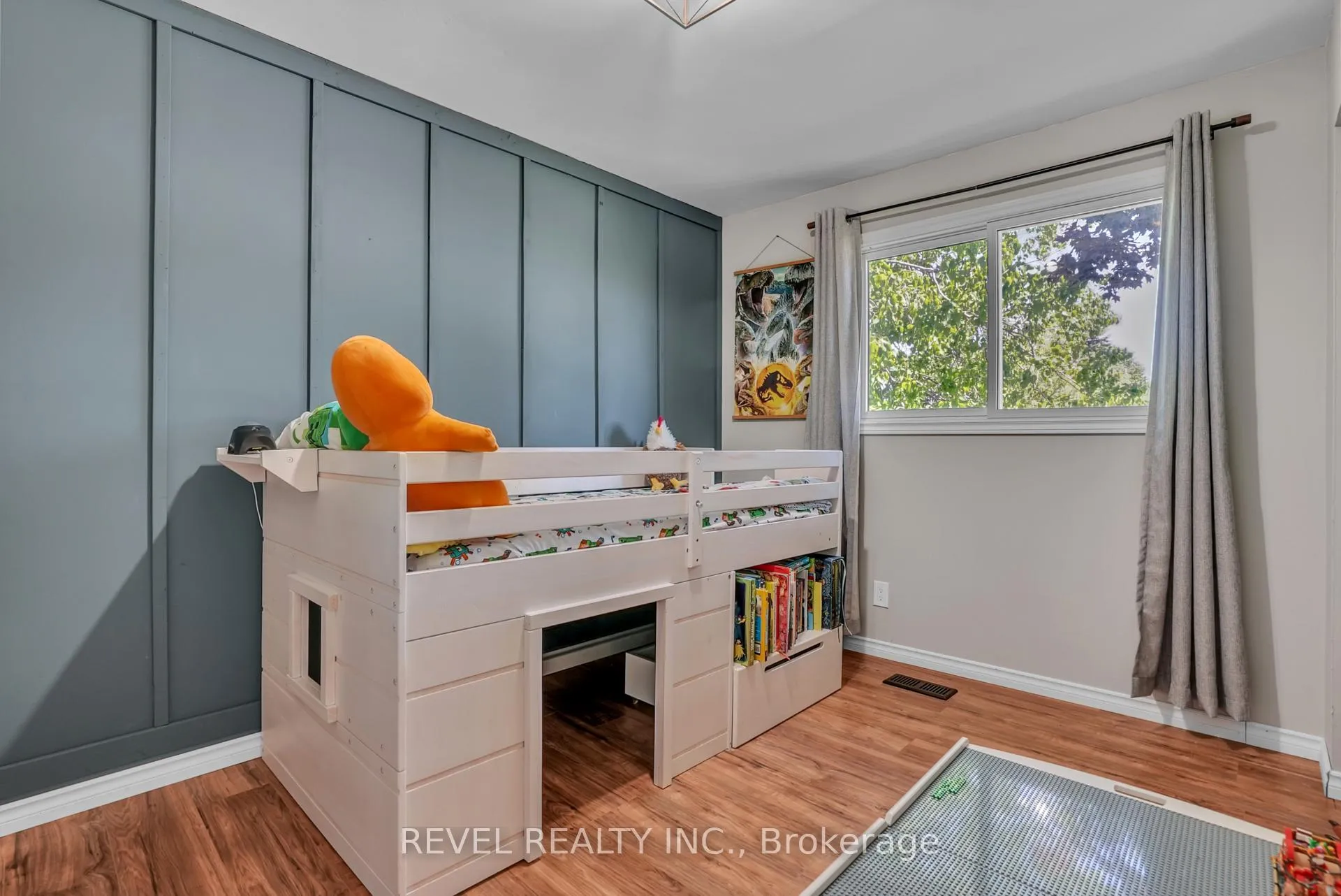 Photo 18 of 4 Robbins Drive, Oro-Medonte, Warminster — HOMEH