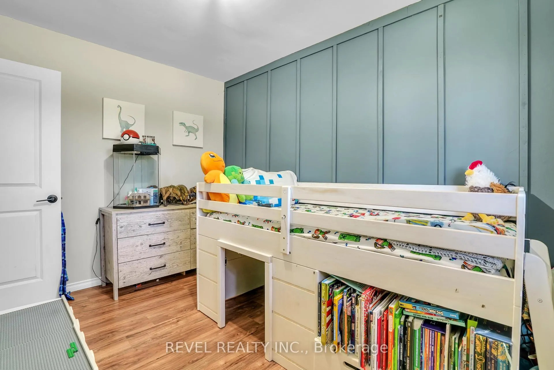 Photo 19 of 4 Robbins Drive, Oro-Medonte, Warminster — HOMEH