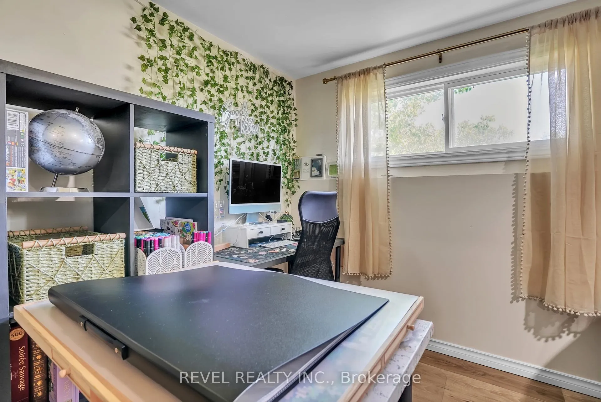 Photo 25 of 4 Robbins Drive, Oro-Medonte, Warminster — HOMEH