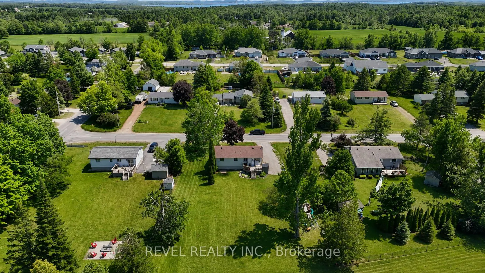 Photo 31 of 4 Robbins Drive, Oro-Medonte, Warminster — HOMEH