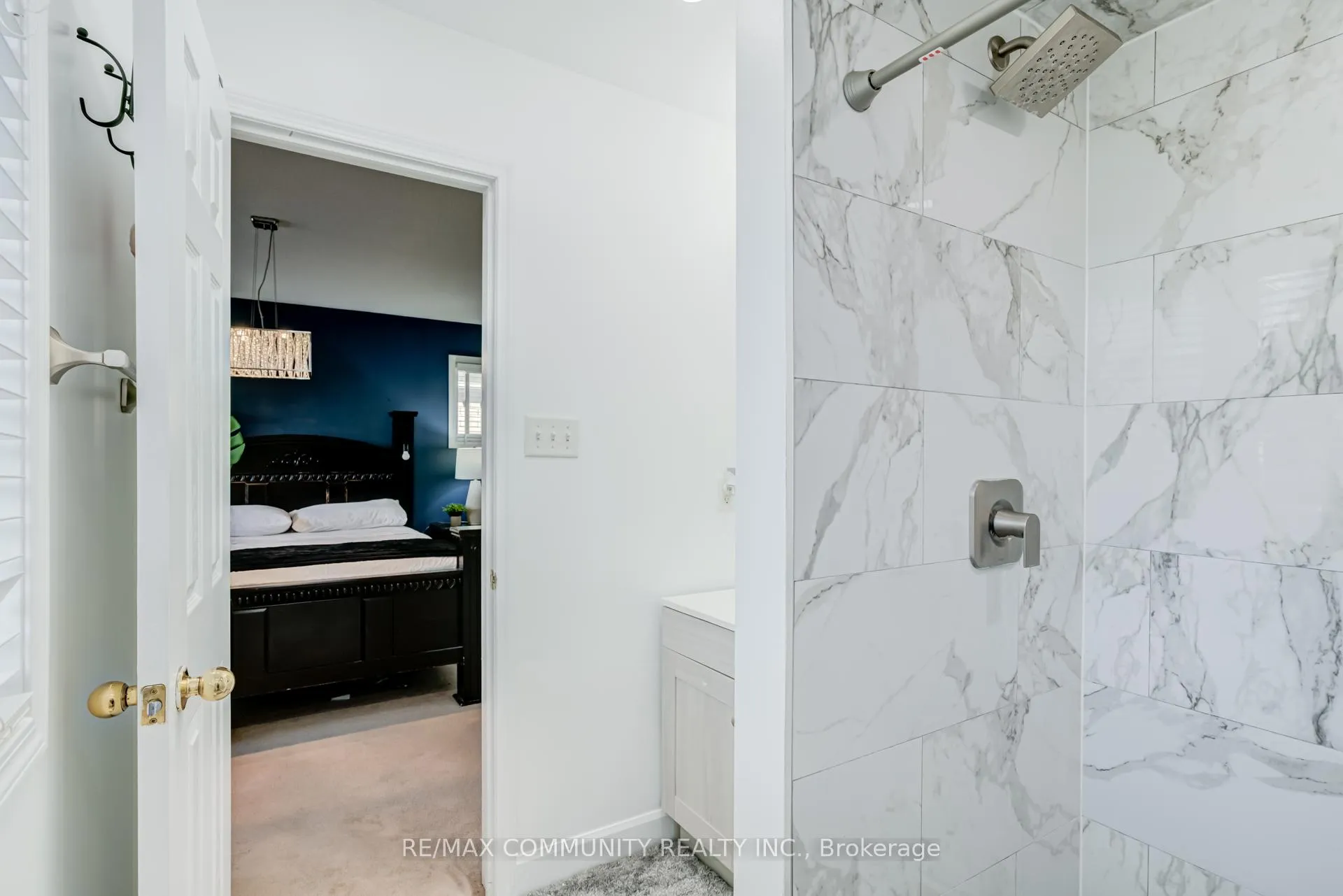 Photo 21 of 940 Ormond Drive, Oshawa, Samac — HOMEH
