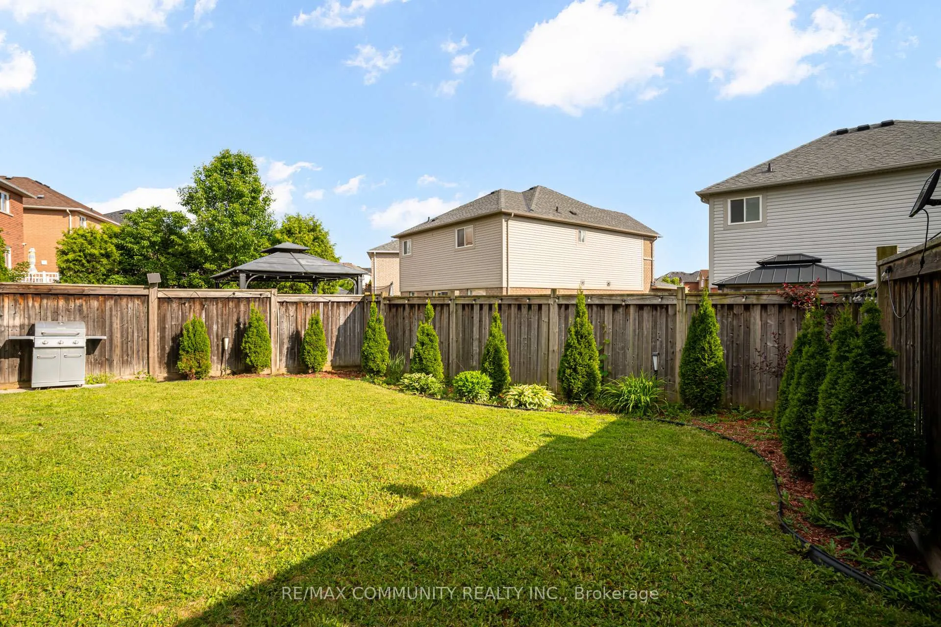Photo 29 of 940 Ormond Drive, Oshawa, Samac — HOMEH