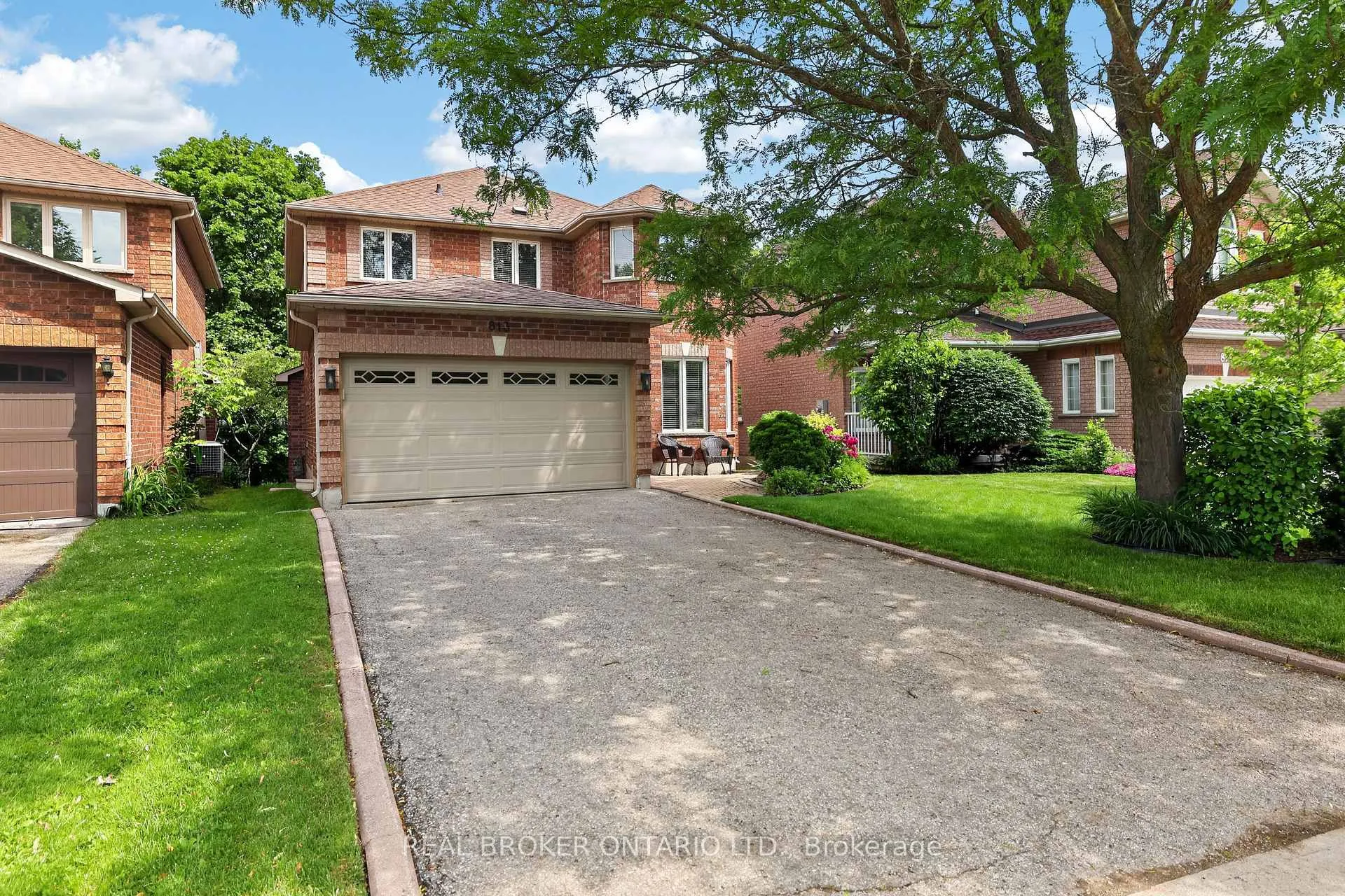 Photo 1 of 813 Surin Court, Newmarket, Gorham-College Manor — HOMEH