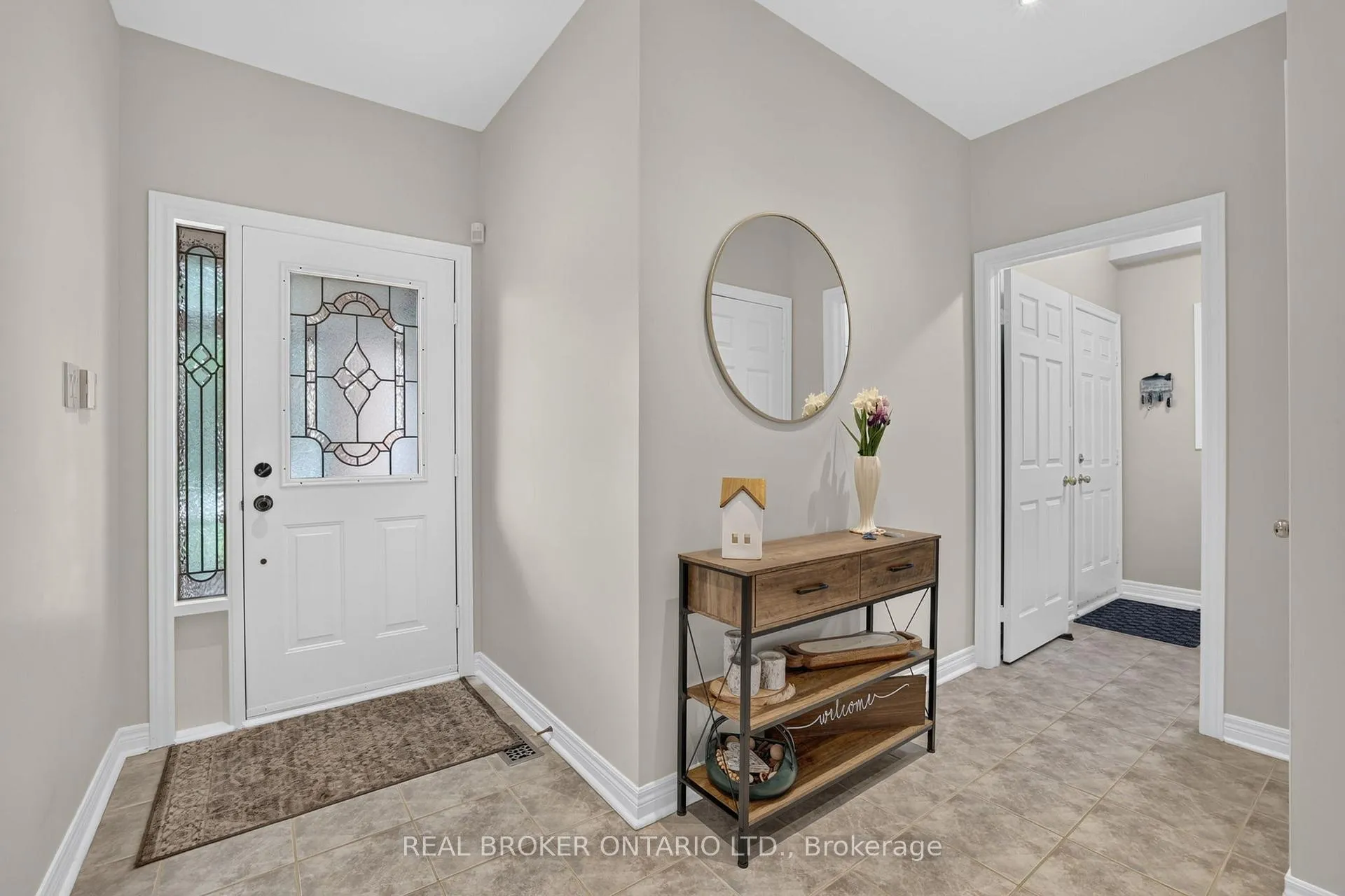 Photo 17 of 813 Surin Court, Newmarket, Gorham-College Manor — HOMEH