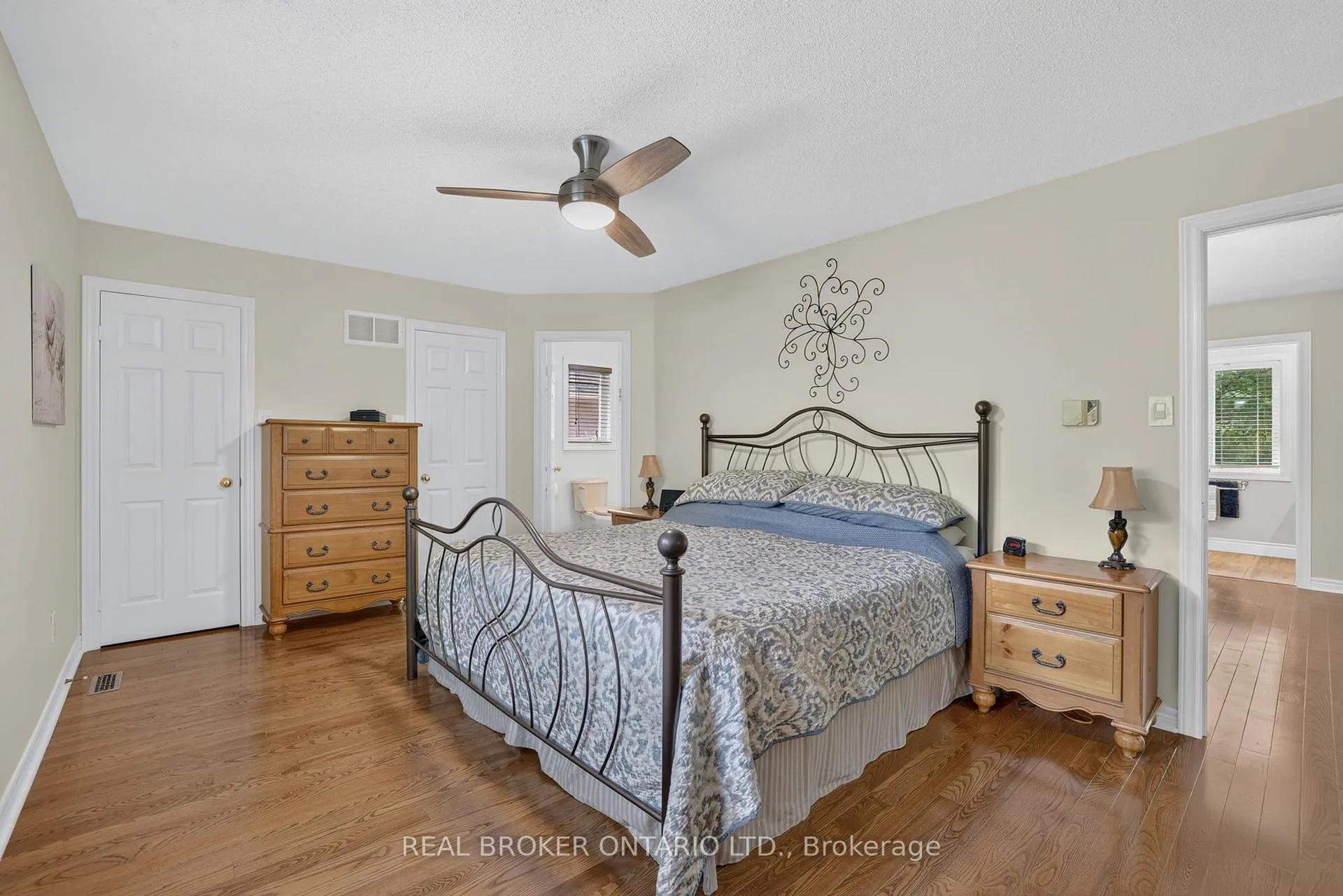 Photo 20 of 813 Surin Court, Newmarket, Gorham-College Manor — HOMEH