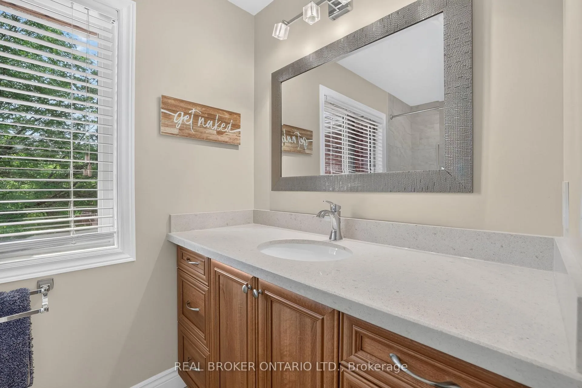 Photo 31 of 813 Surin Court, Newmarket, Gorham-College Manor — HOMEH