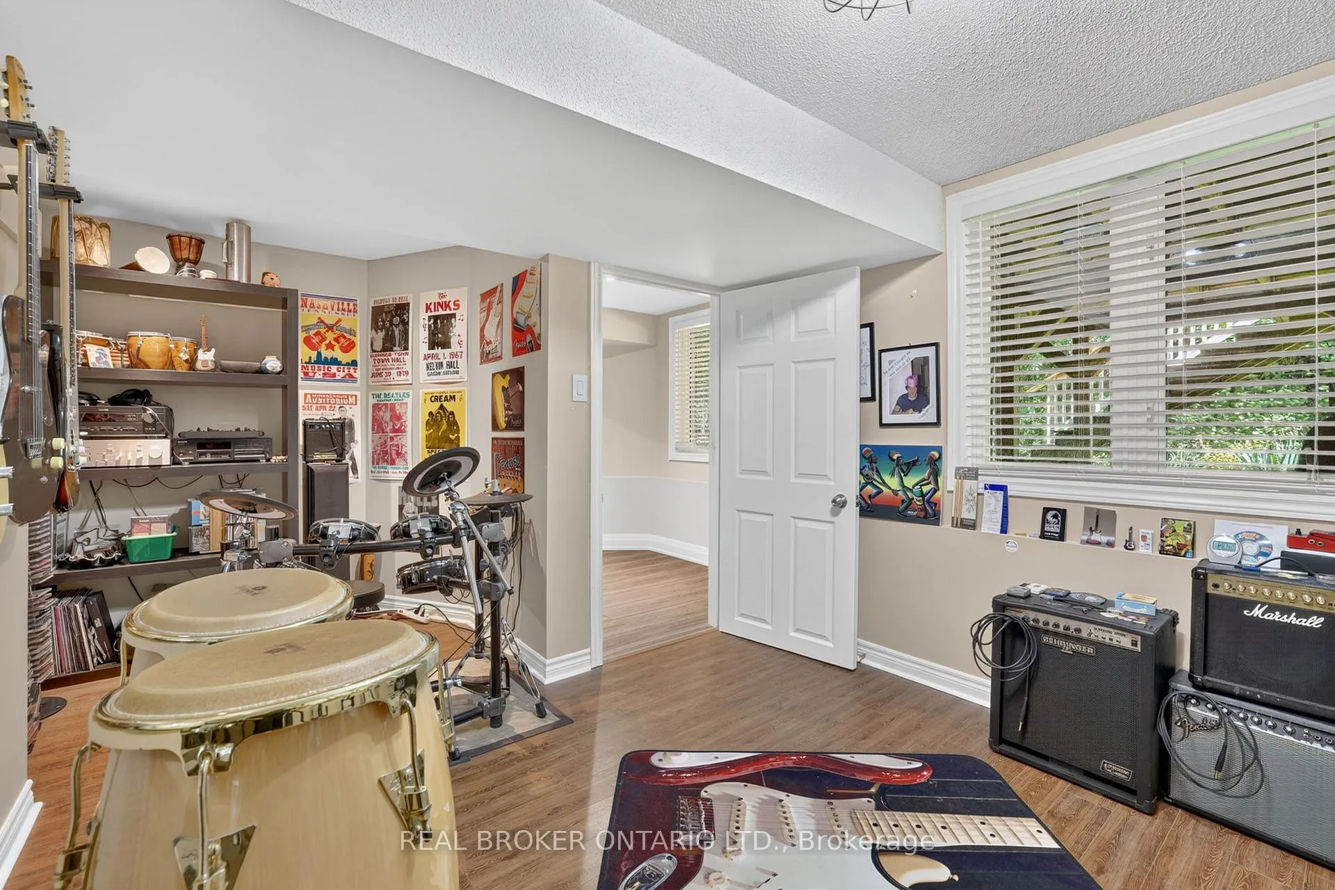 Photo 39 of 813 Surin Court, Newmarket, Gorham-College Manor — HOMEH