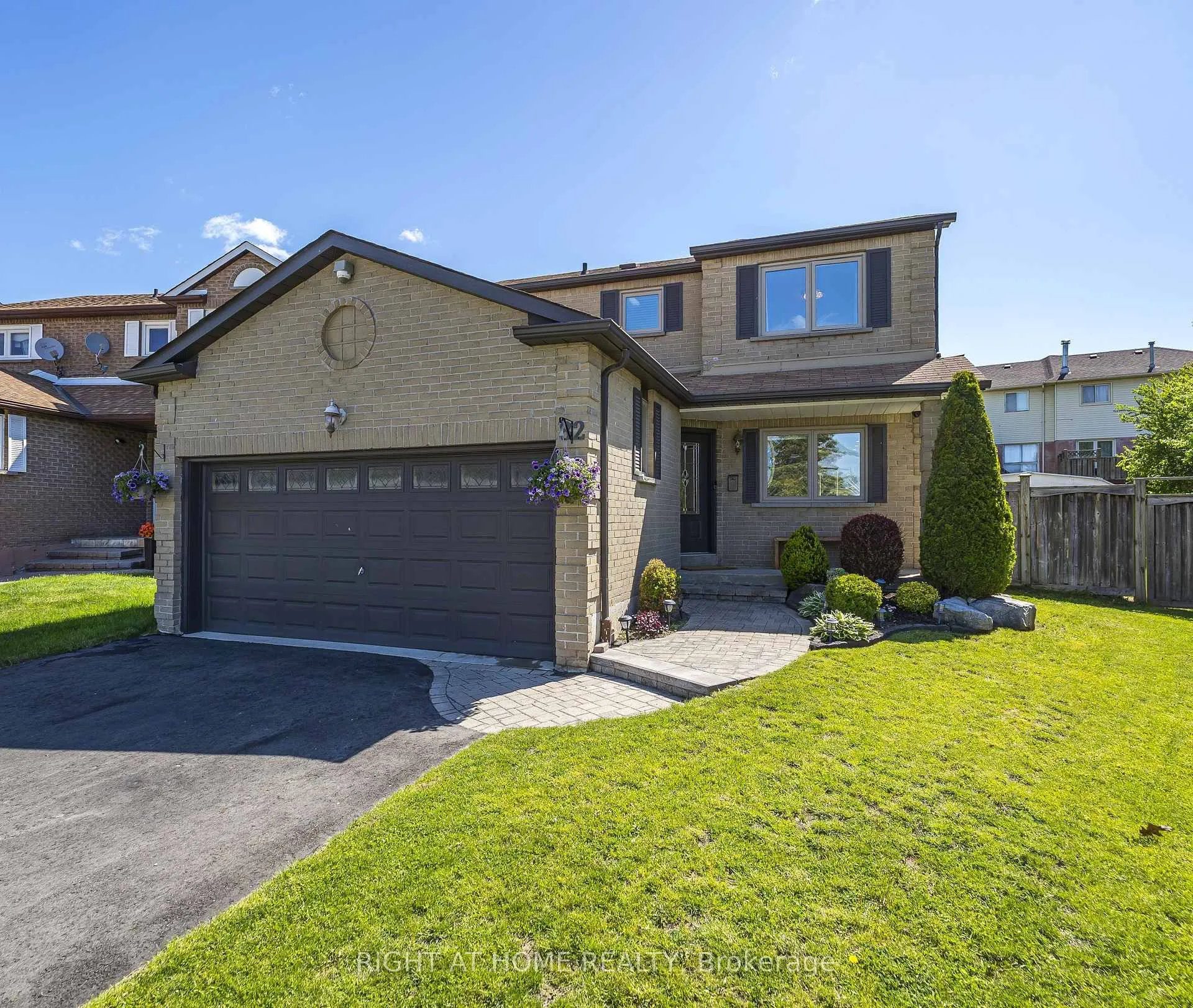 Photo 3 of 82 Reed Drive, Ajax, Central — HOMEH