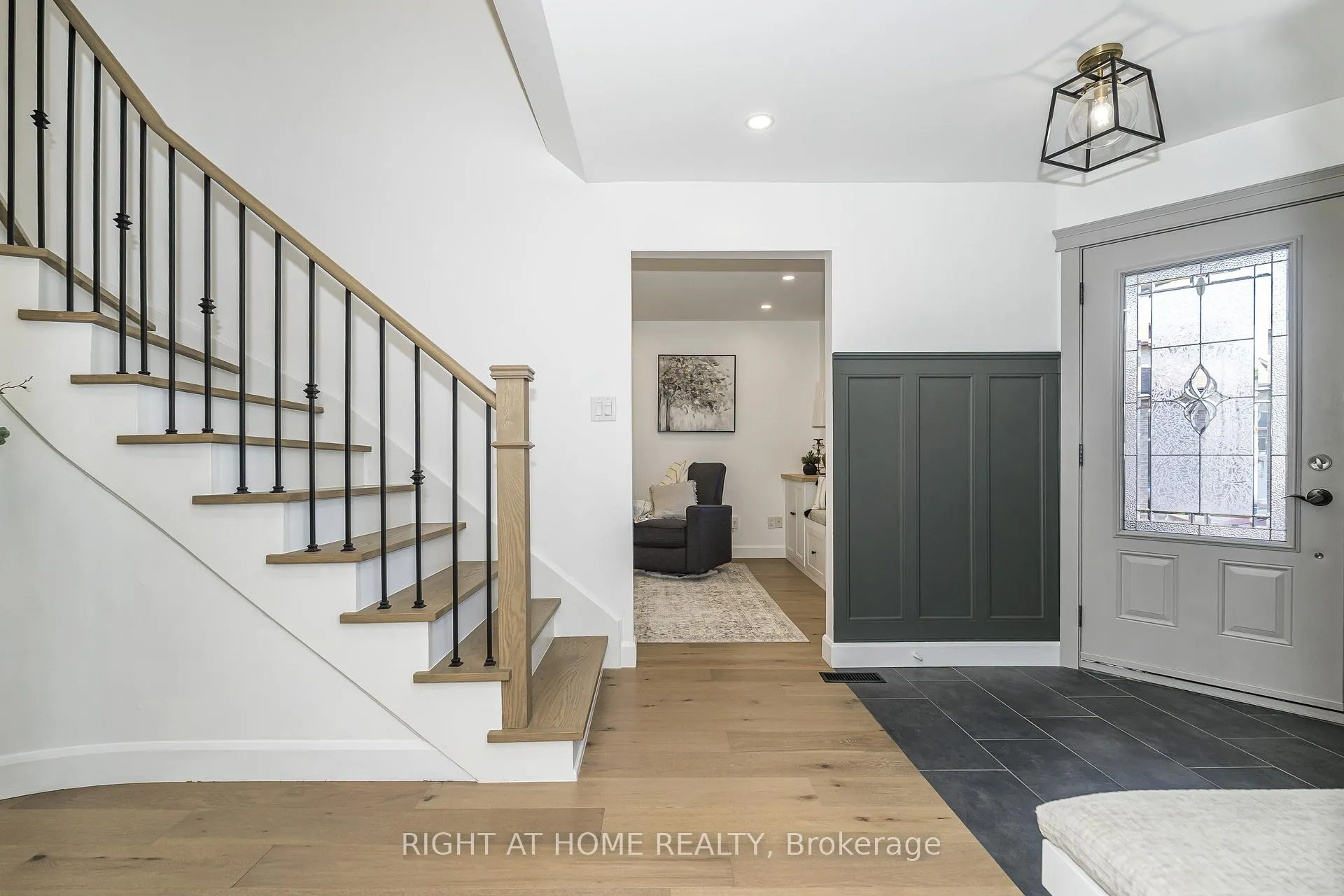 Photo 6 of 82 Reed Drive, Ajax, Central — HOMEH