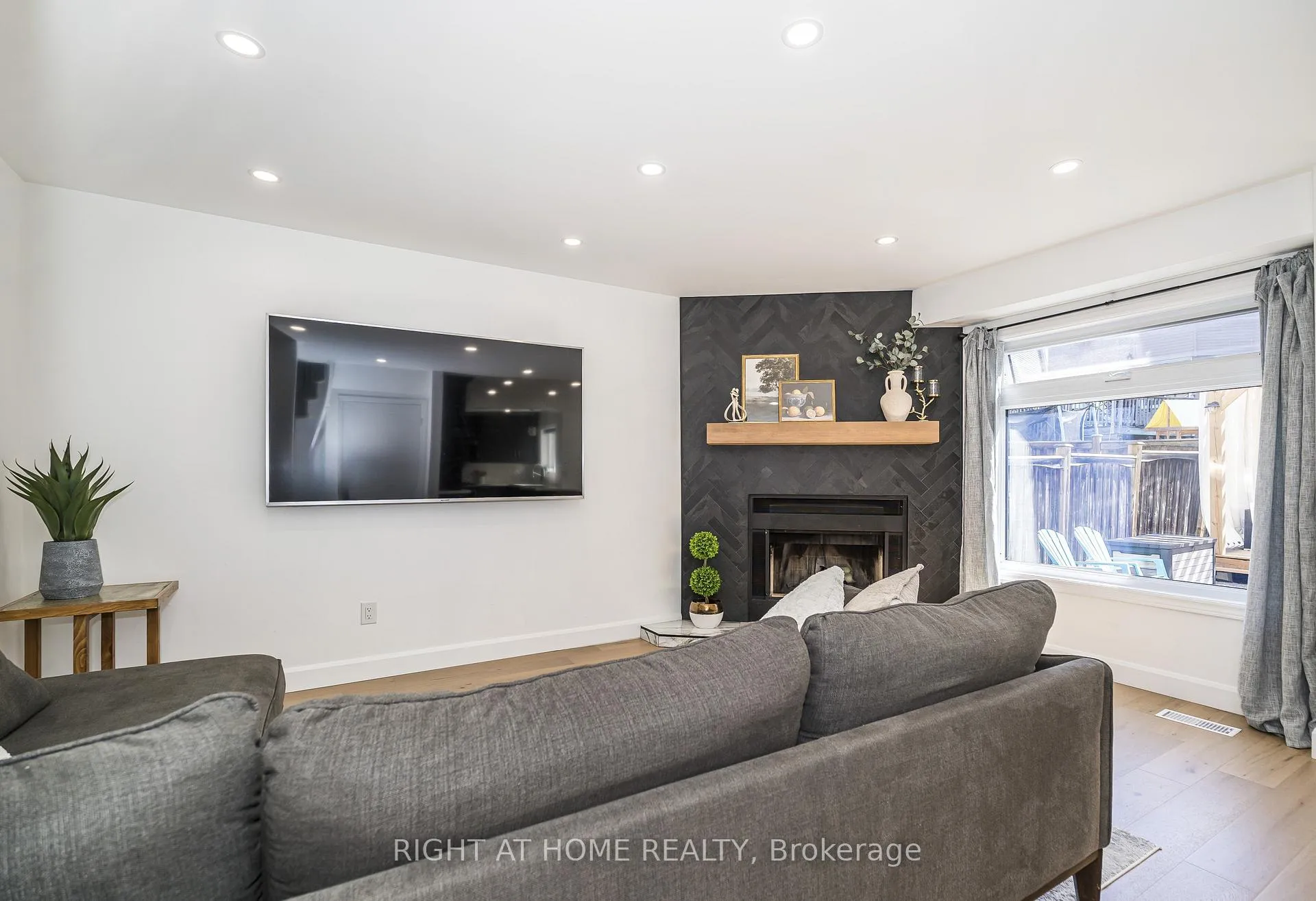 Photo 20 of 82 Reed Drive, Ajax, Central — HOMEH
