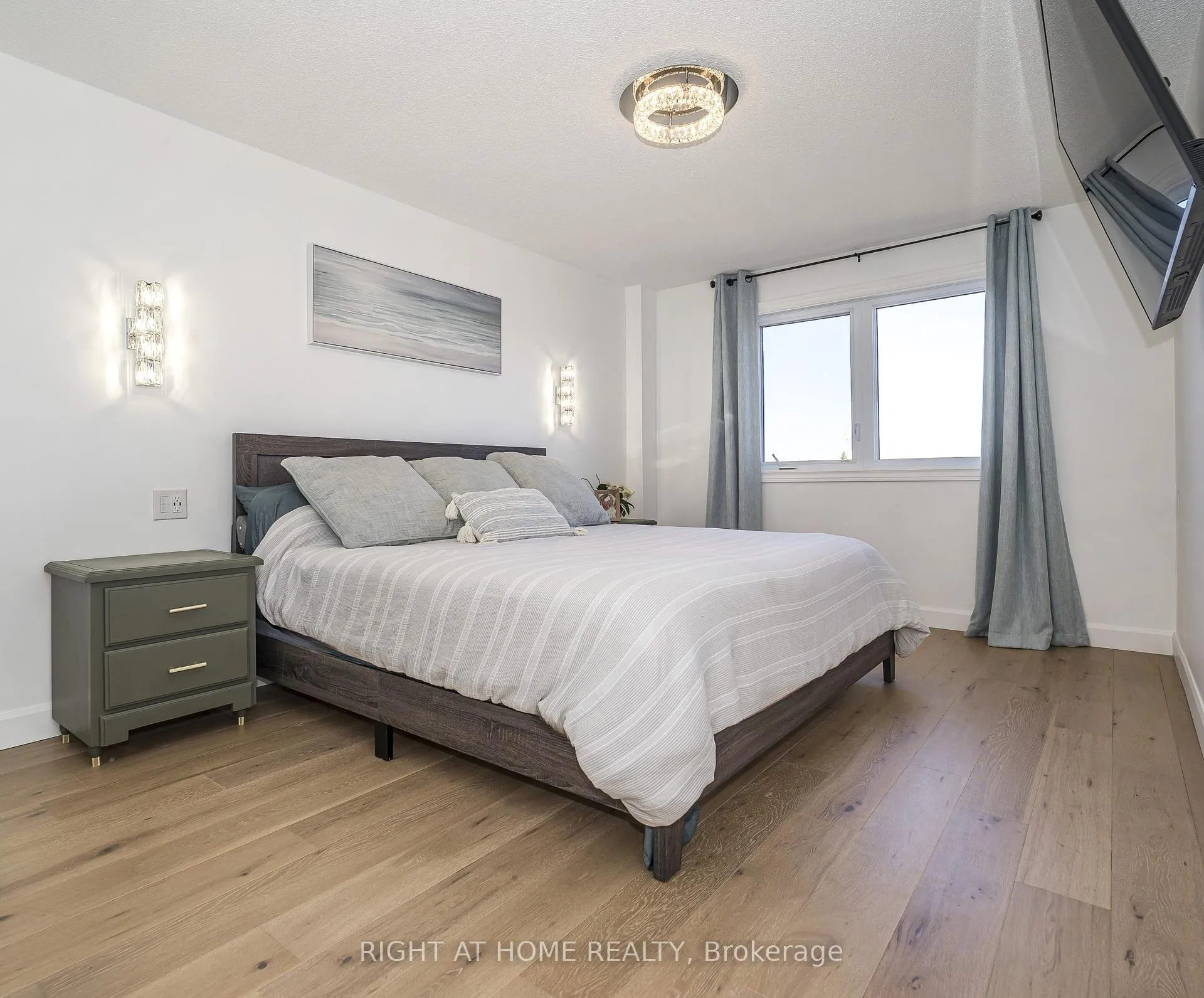 Photo 26 of 82 Reed Drive, Ajax, Central — HOMEH