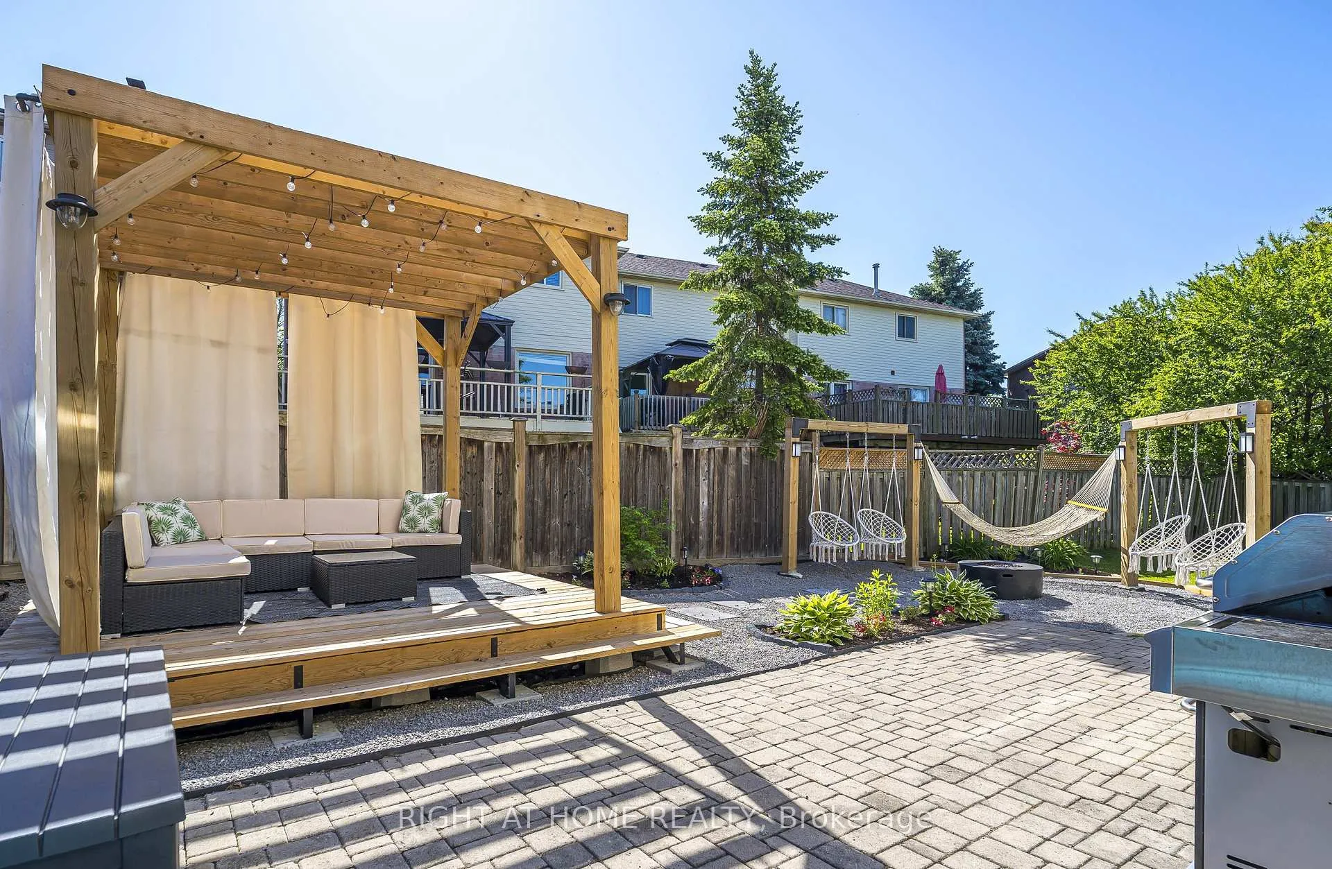 Photo 46 of 82 Reed Drive, Ajax, Central — HOMEH