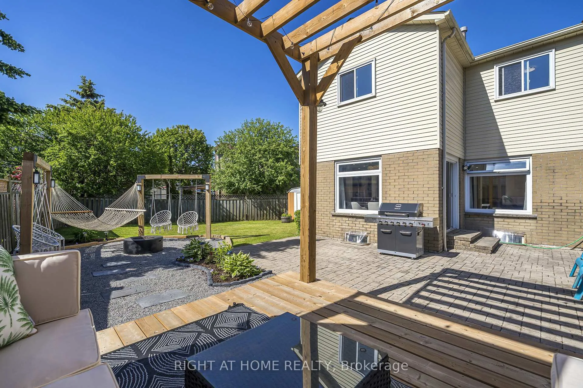 Photo 48 of 82 Reed Drive, Ajax, Central — HOMEH