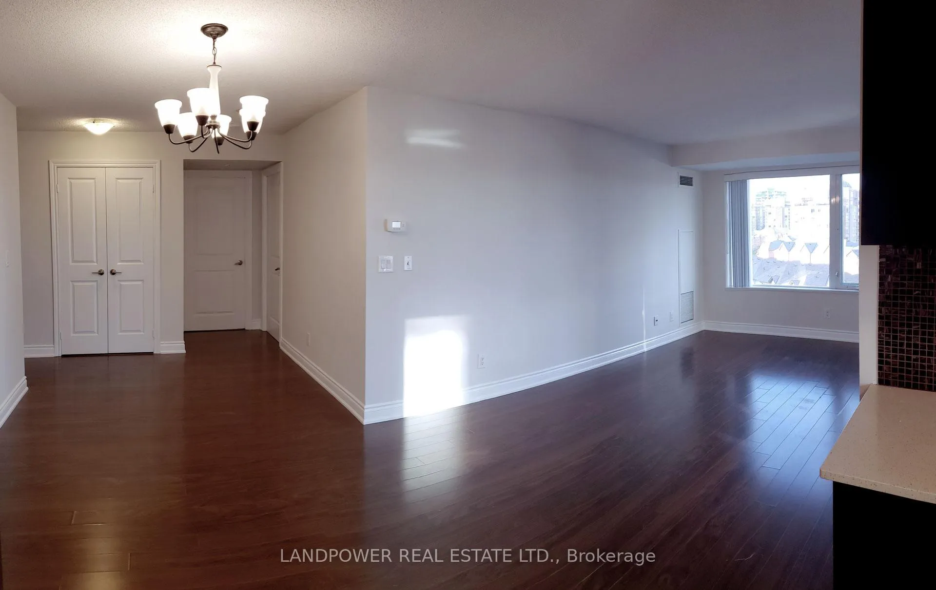 Photo 6 of Unit 806, 273 South Park Road, Markham, Commerce Valley — HOMEH