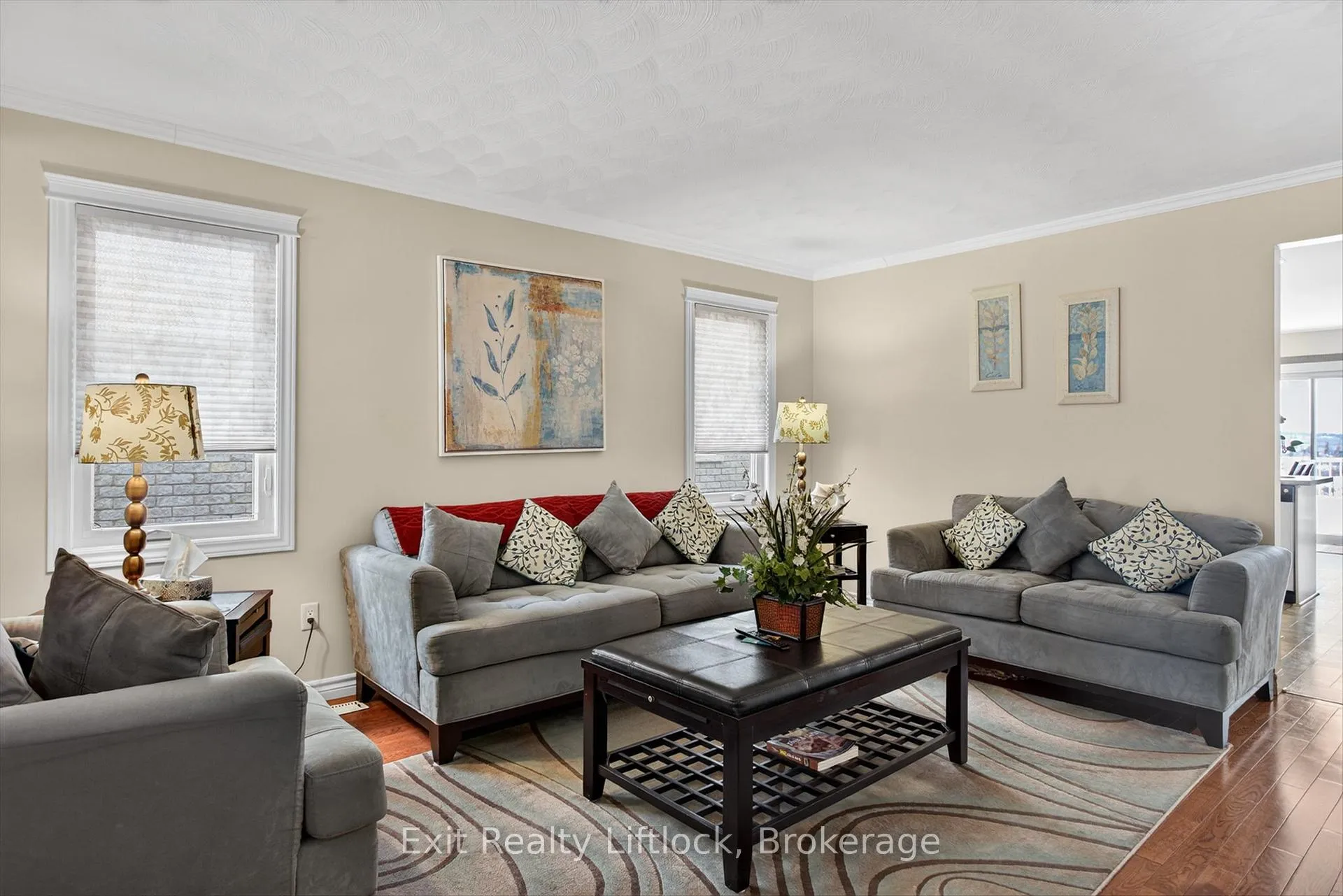 Photo 5 of 1724 Glenforest Boulevard, Peterborough, Monaghan Ward 2 — HOMEH