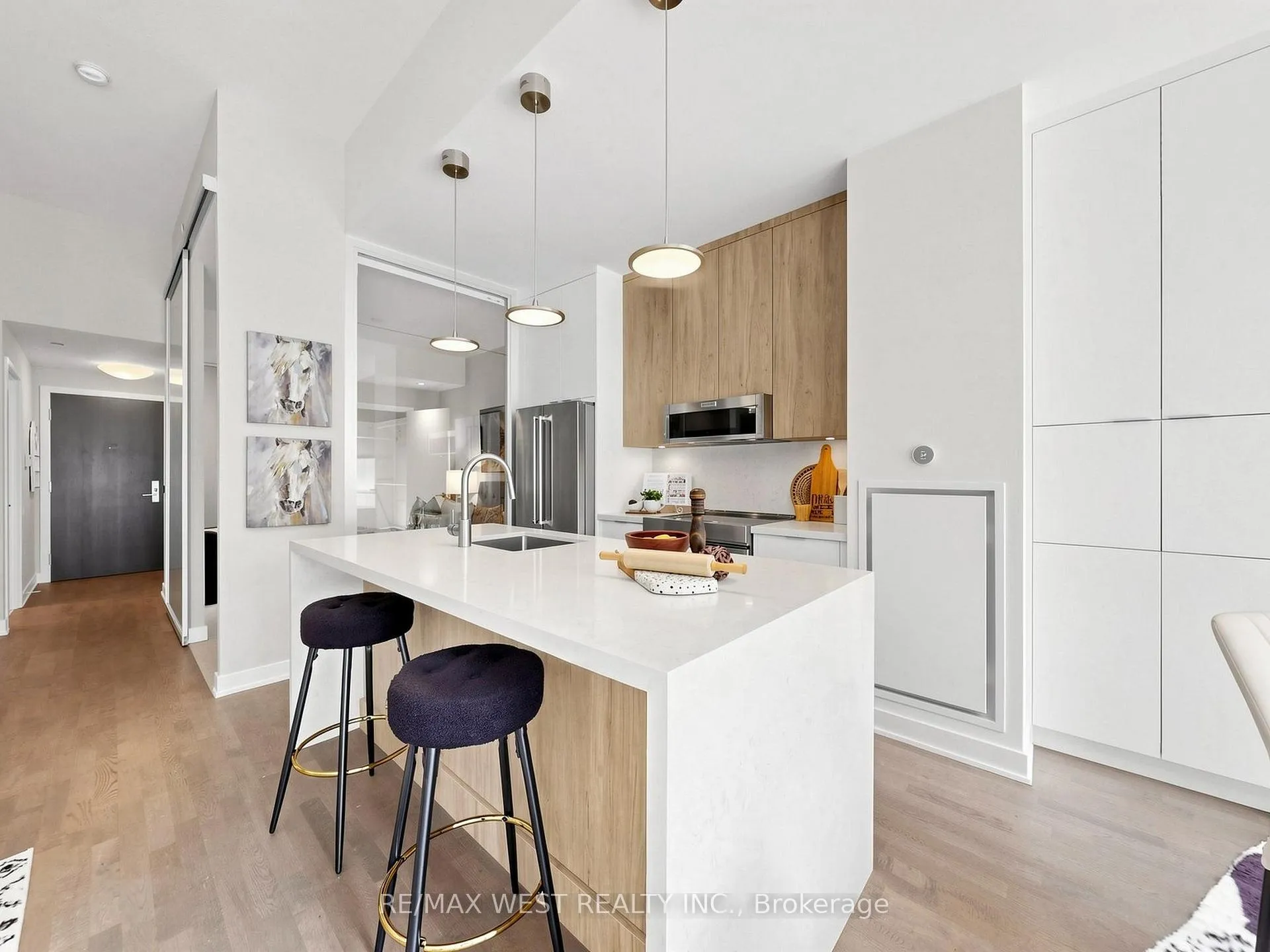 Photo 8 of Unit 314, 1815 Yonge Street, Toronto, Mount Pleasant West — HOMEH
