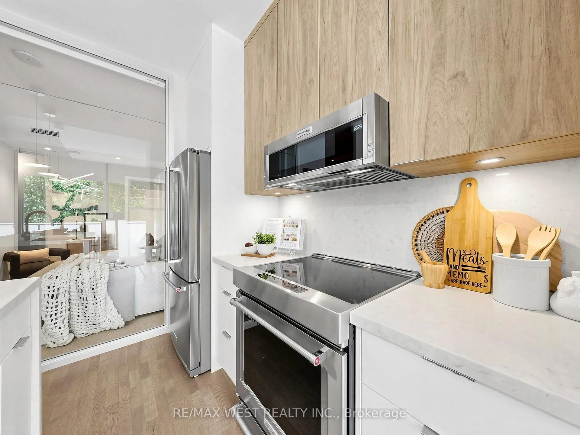 Photo 11 of Unit 314, 1815 Yonge Street, Toronto, Mount Pleasant West — HOMEH