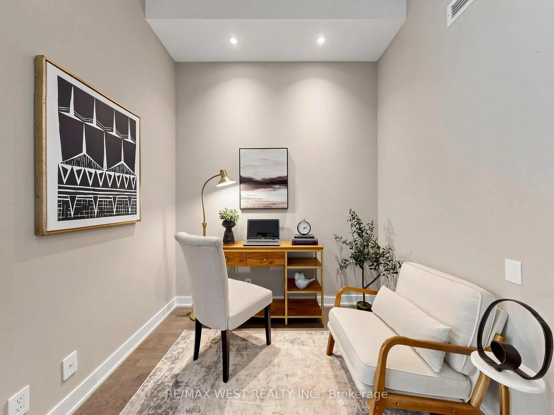 Photo 23 of Unit 314, 1815 Yonge Street, Toronto, Mount Pleasant West — HOMEH