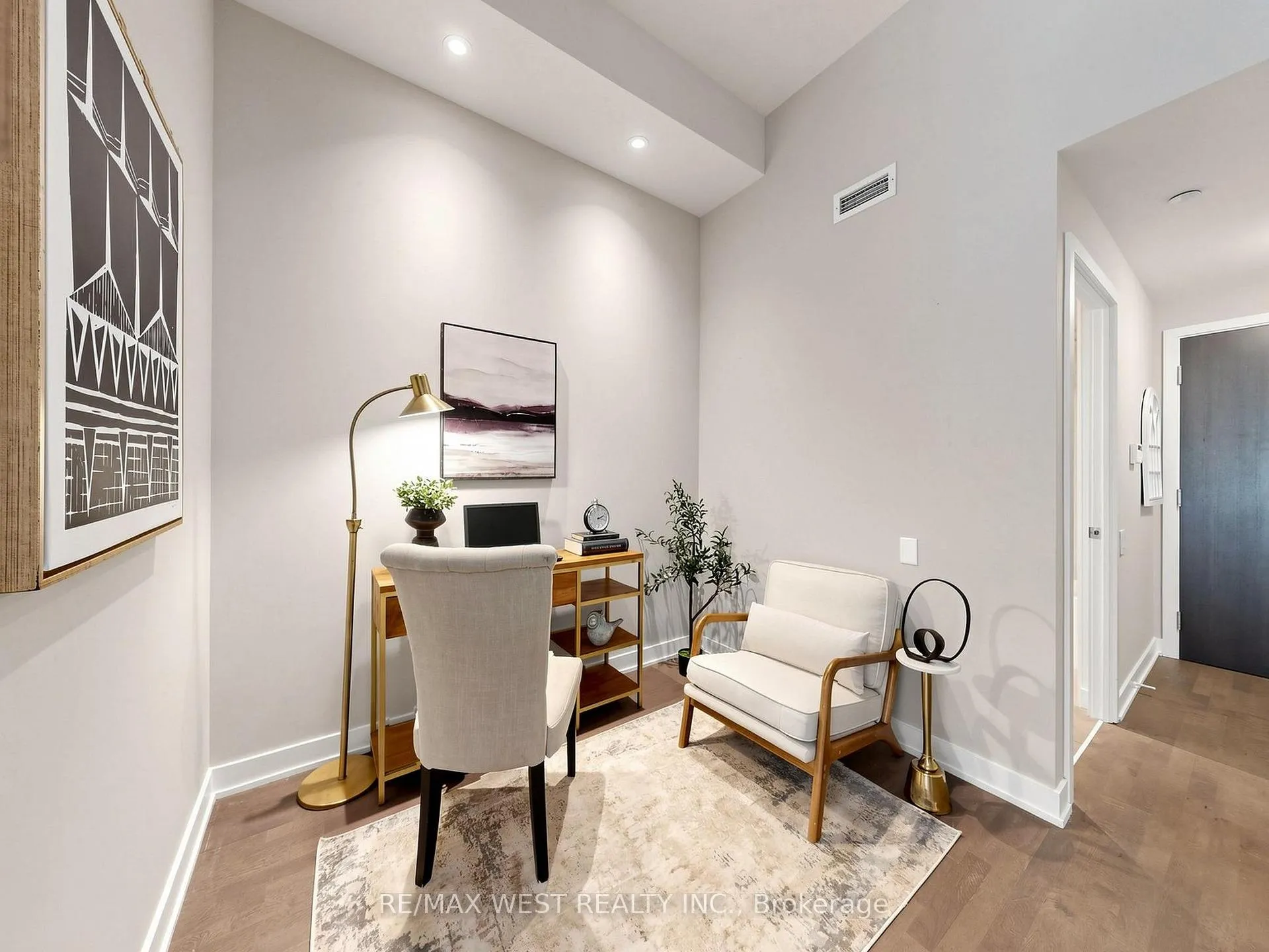 Photo 24 of Unit 314, 1815 Yonge Street, Toronto, Mount Pleasant West — HOMEH