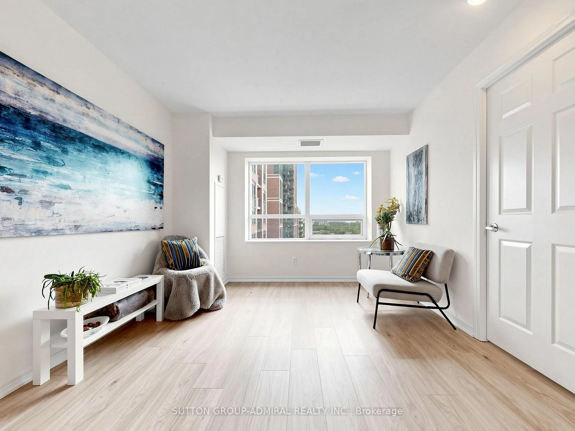 Photo 11 of Unit 1039, 60 Heintzman Street, Toronto, Junction Area — HOMEH