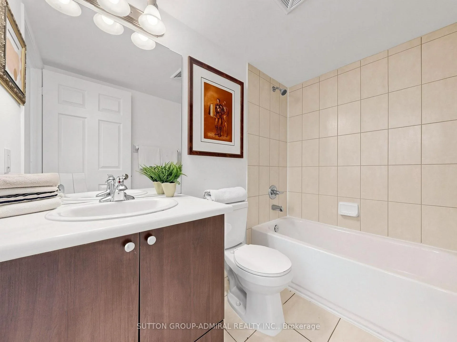 Photo 16 of Unit 1039, 60 Heintzman Street, Toronto, Junction Area — HOMEH