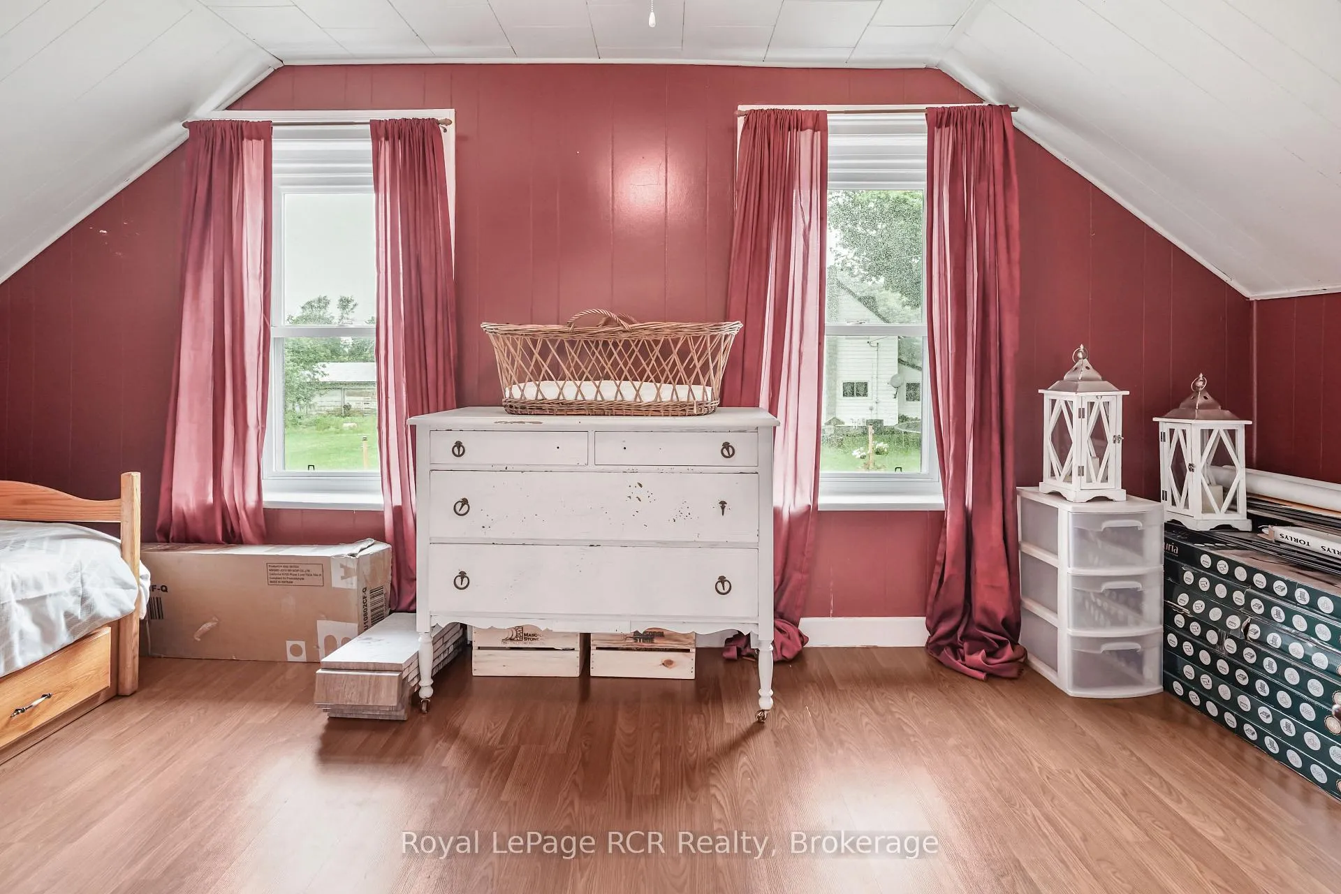 Photo 28 of 84322 Mcnabb Line, Huron East, Brussels — HOMEH
