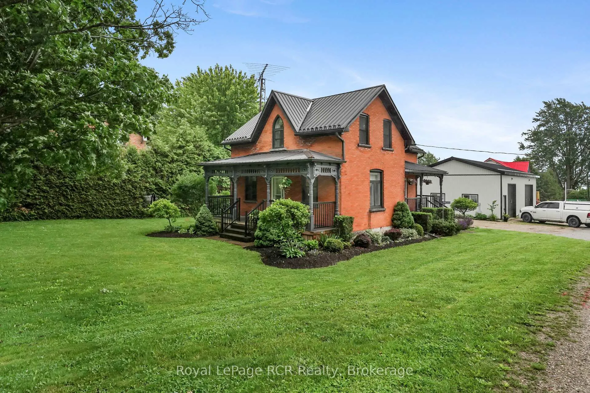 Photo 34 of 84322 Mcnabb Line, Huron East, Brussels — HOMEH
