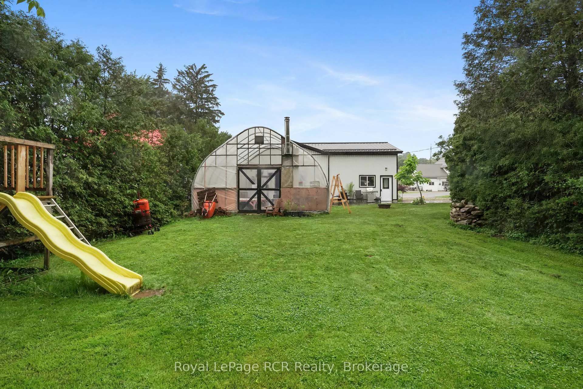 Photo 39 of 84322 Mcnabb Line, Huron East, Brussels — HOMEH