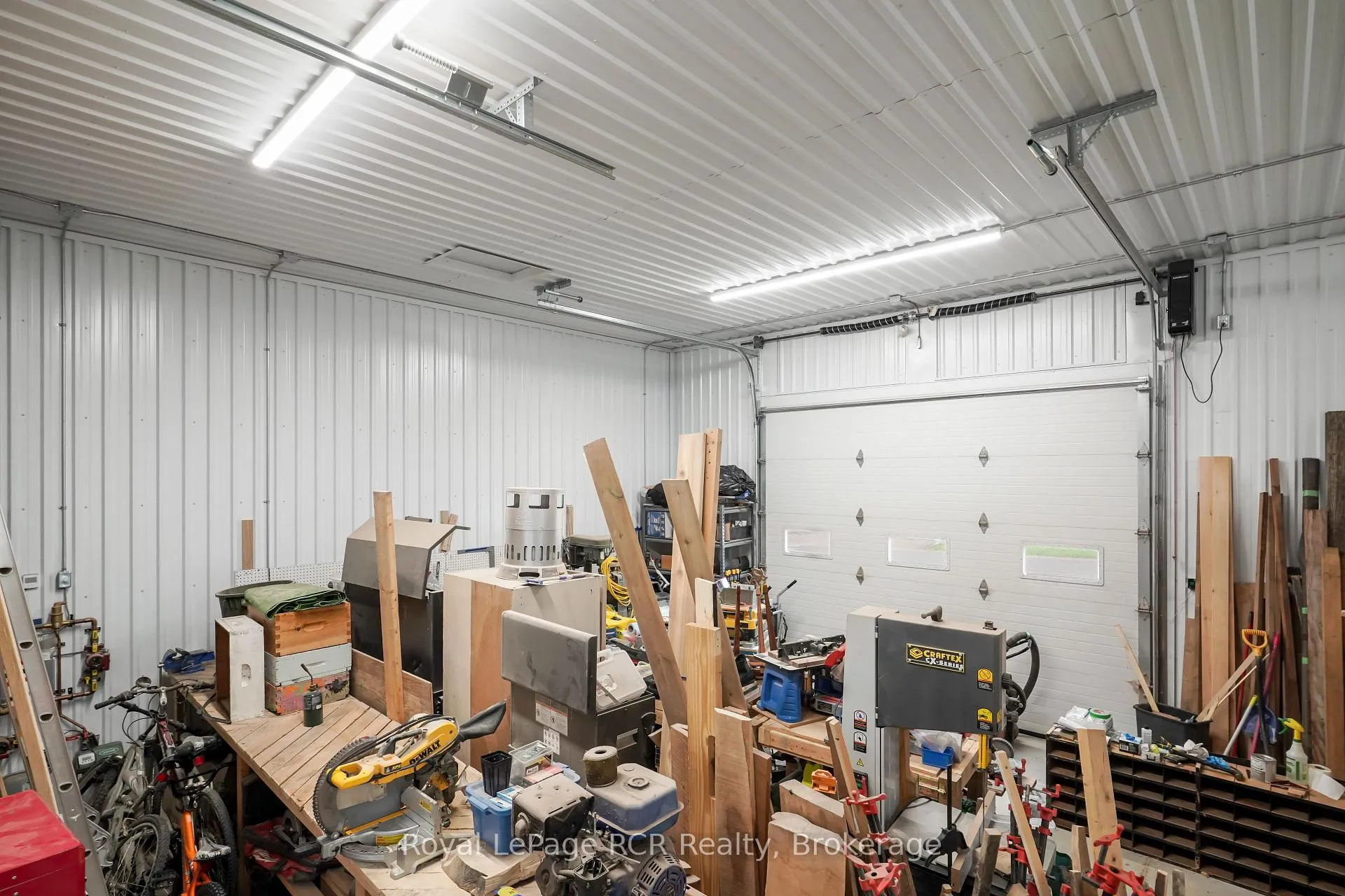 Photo 42 of 84322 Mcnabb Line, Huron East, Brussels — HOMEH