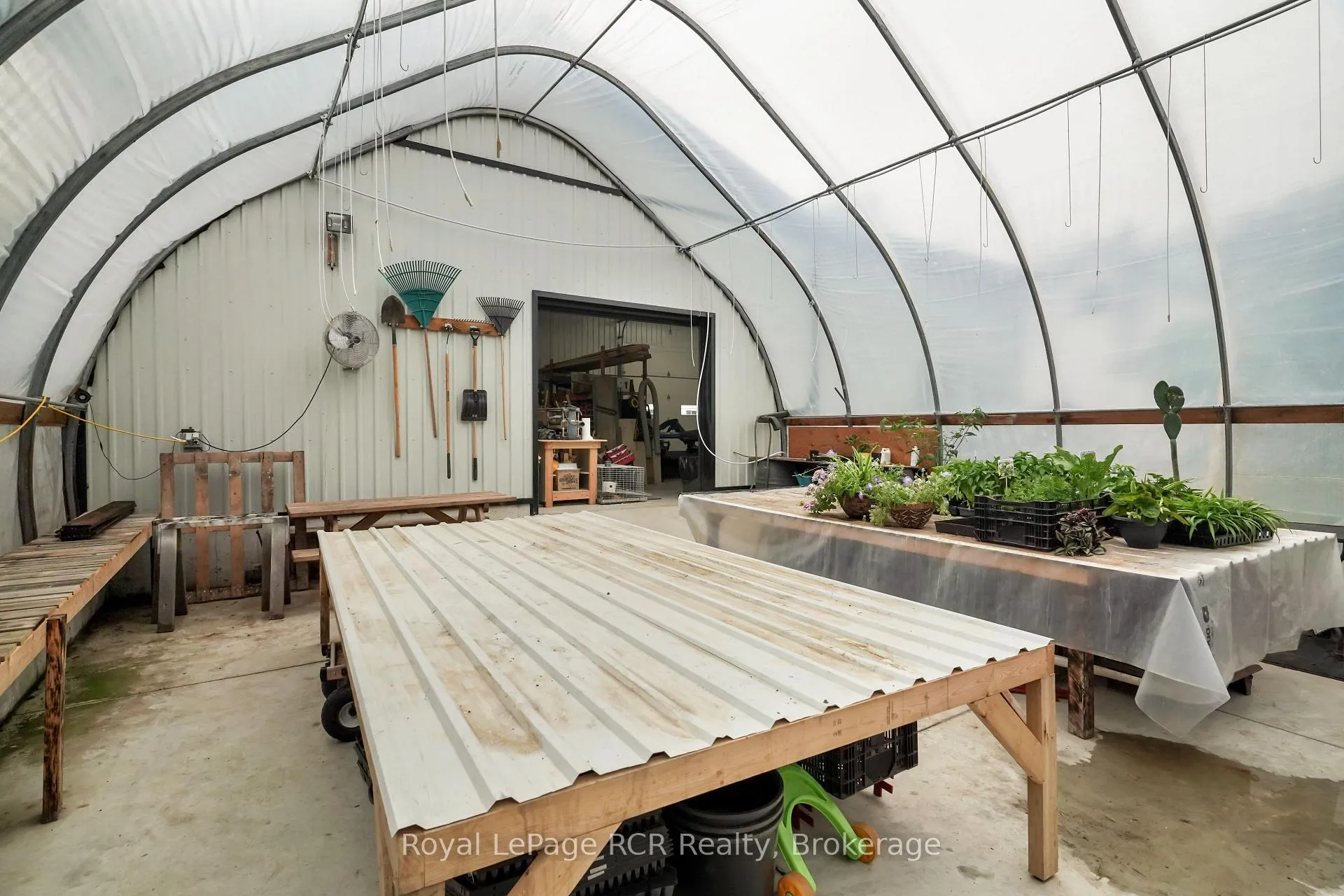 Photo 44 of 84322 Mcnabb Line, Huron East, Brussels — HOMEH