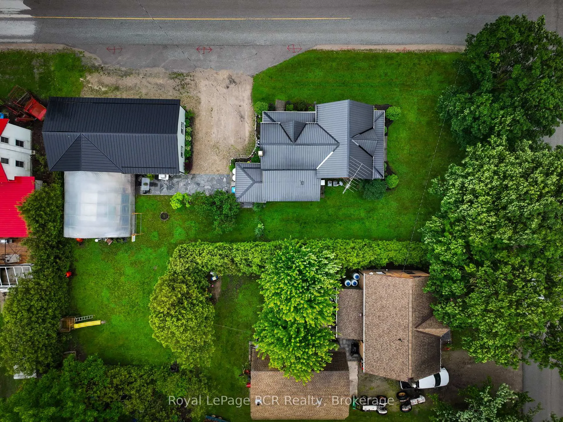 Photo 48 of 84322 Mcnabb Line, Huron East, Brussels — HOMEH