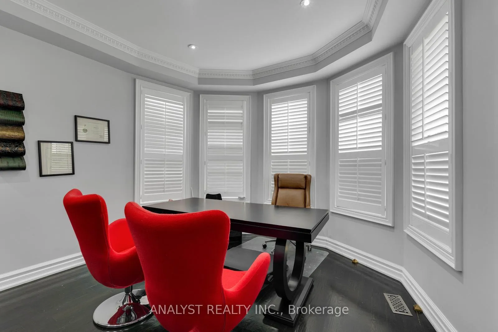 Photo 21 of 43 Belsite Court, Vaughan, Kleinburg — HOMEH