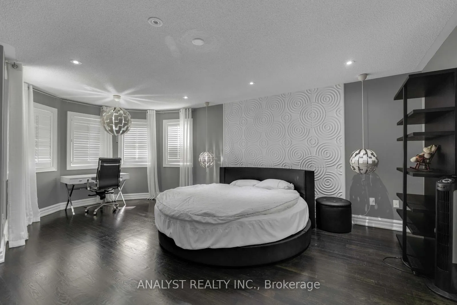 Photo 25 of 43 Belsite Court, Vaughan, Kleinburg — HOMEH