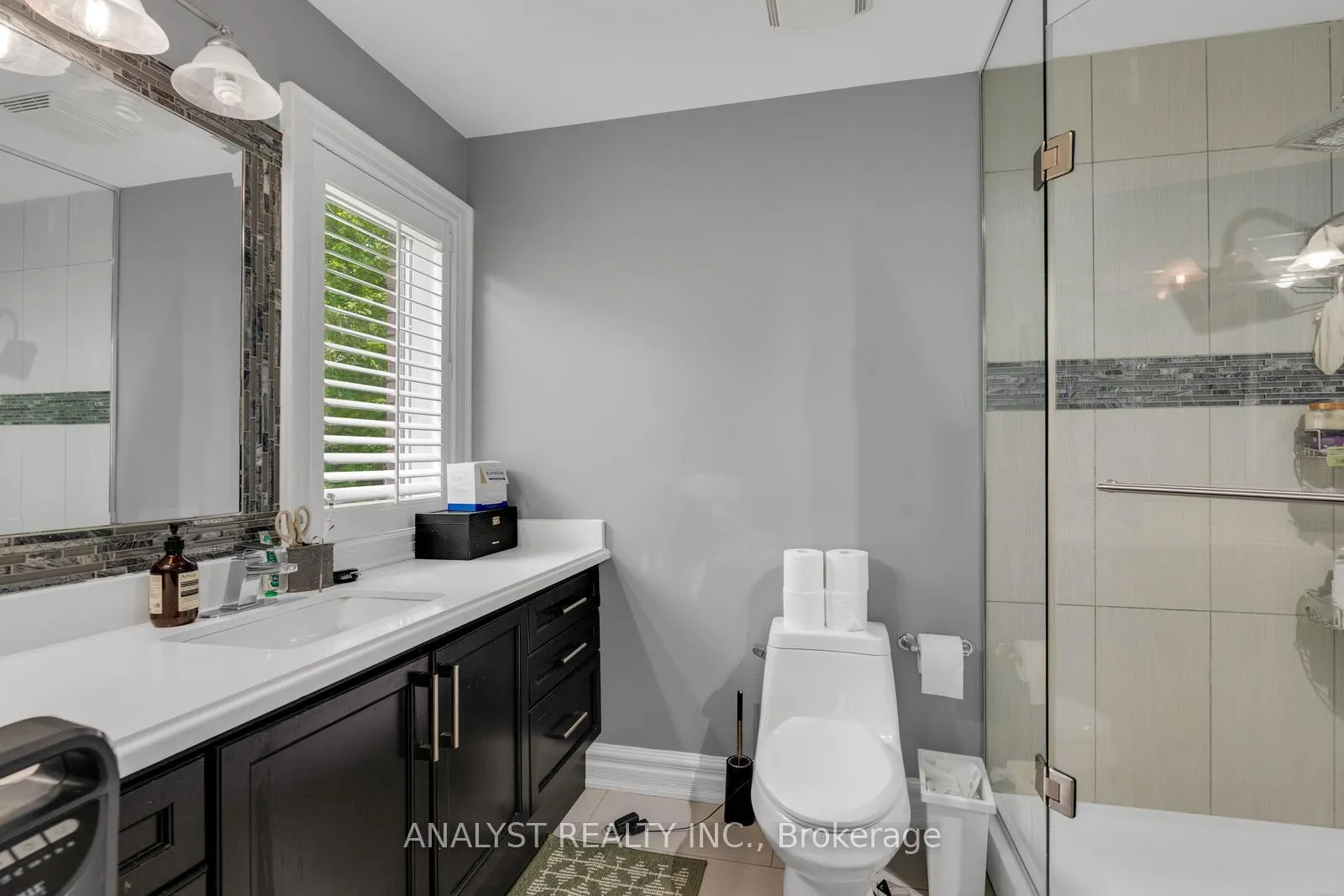 Photo 32 of 43 Belsite Court, Vaughan, Kleinburg — HOMEH