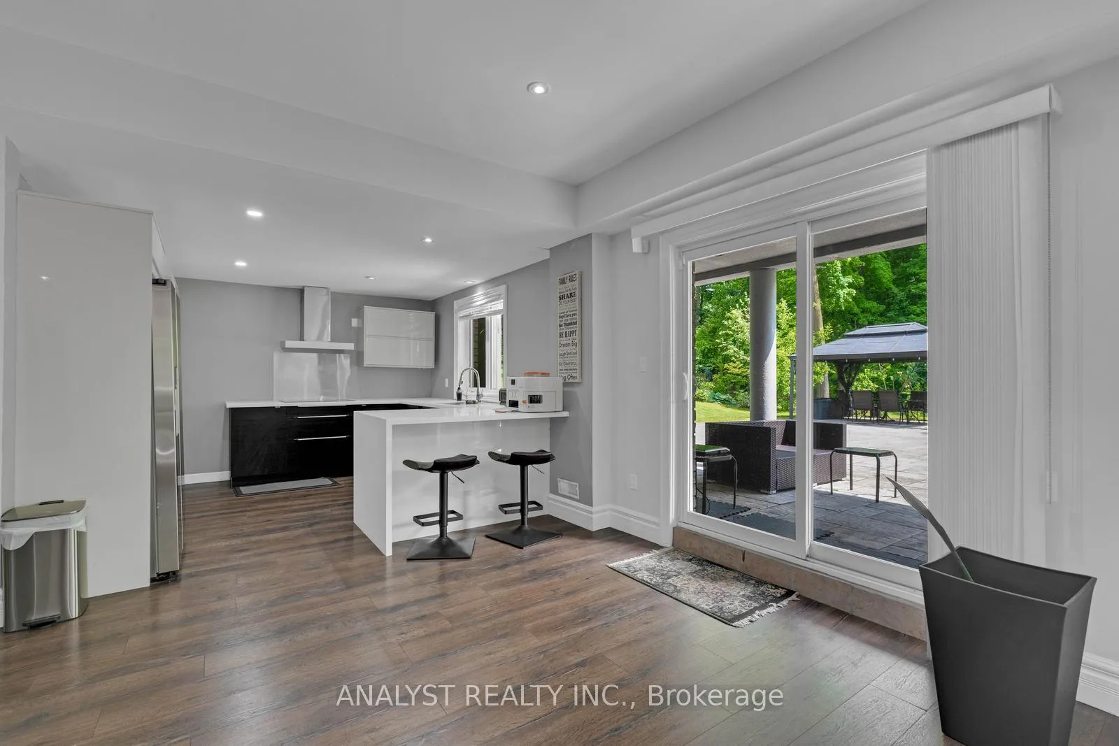 Photo 42 of 43 Belsite Court, Vaughan, Kleinburg — HOMEH