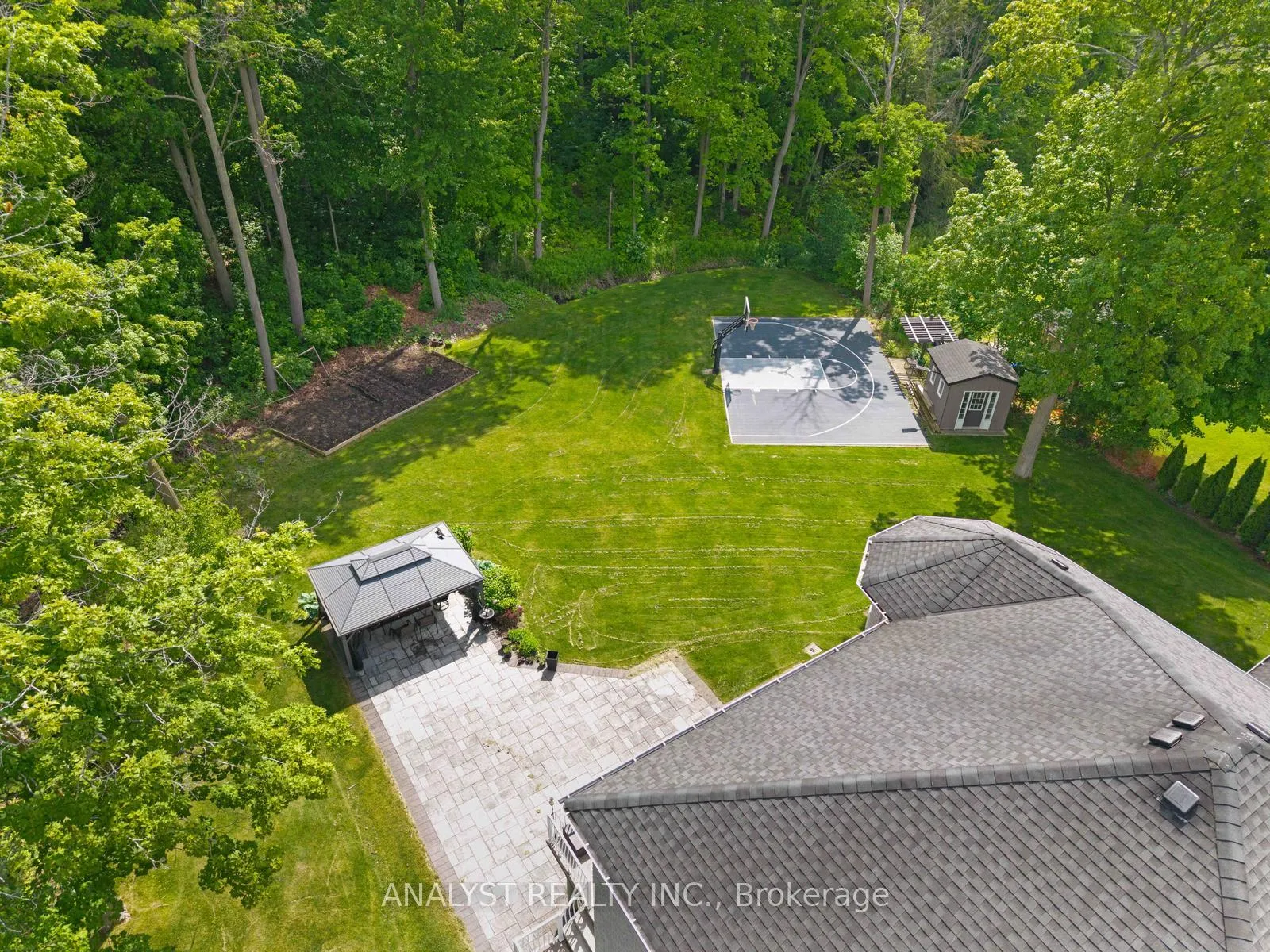 Photo 45 of 43 Belsite Court, Vaughan, Kleinburg — HOMEH