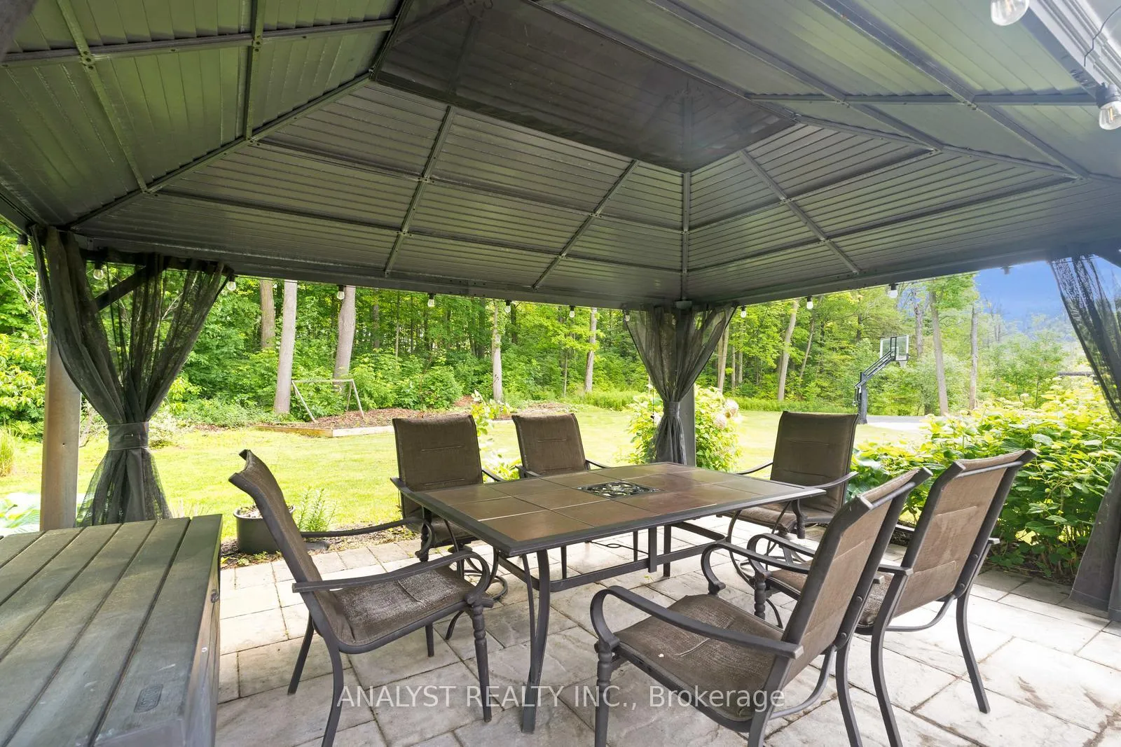 Photo 47 of 43 Belsite Court, Vaughan, Kleinburg — HOMEH