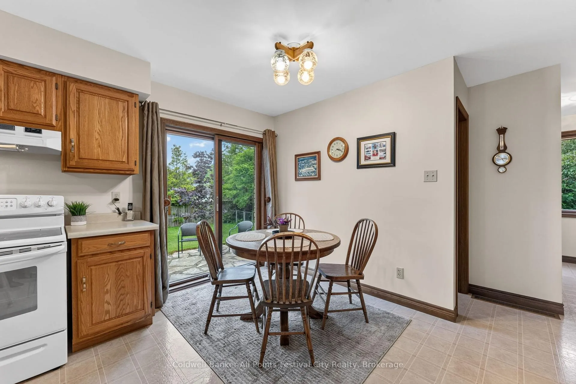 Photo 14 of 396 Eldon Street, Goderich, Goderich (Town) — HOMEH