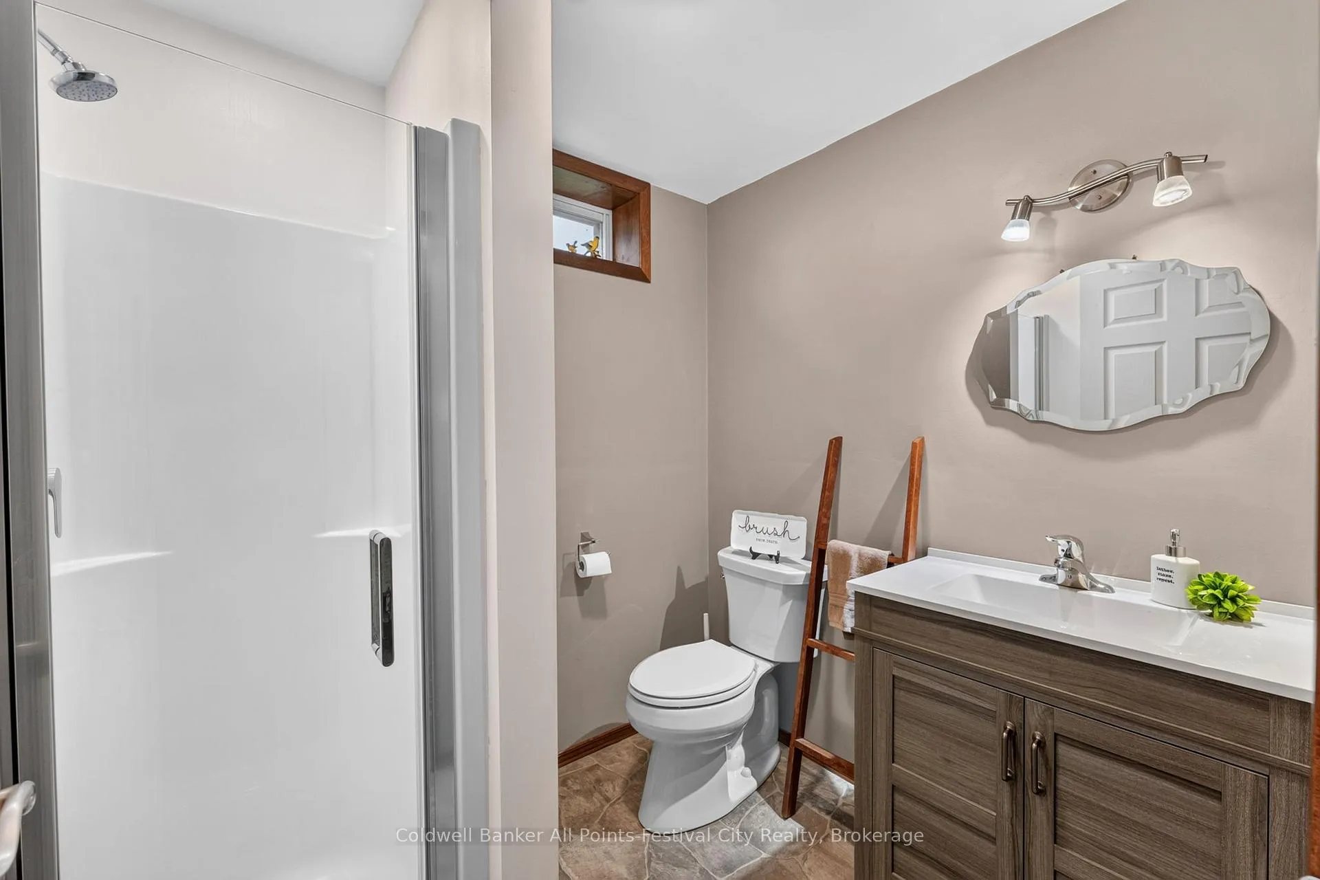 Photo 32 of 396 Eldon Street, Goderich, Goderich (Town) — HOMEH