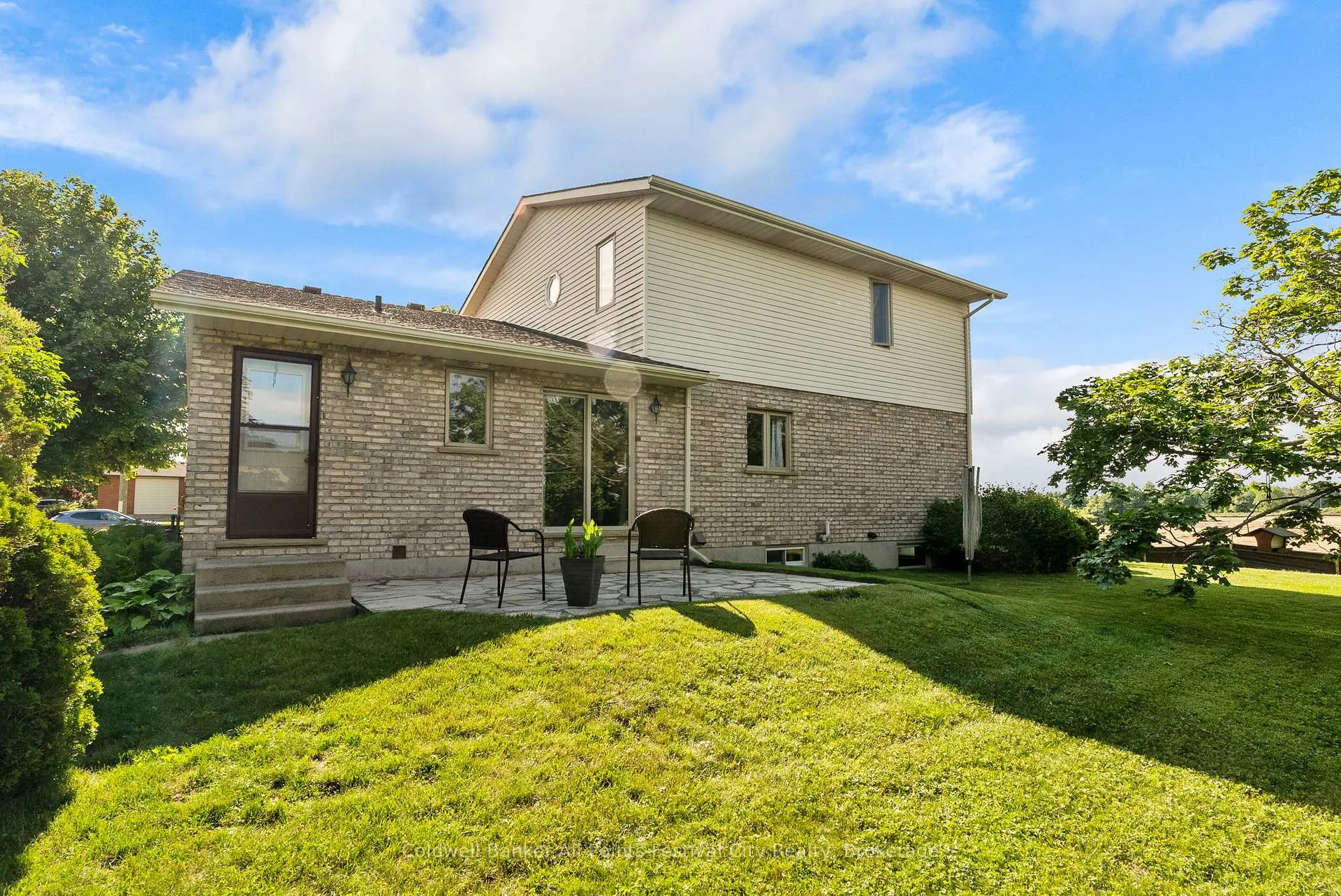 Photo 35 of 396 Eldon Street, Goderich, Goderich (Town) — HOMEH