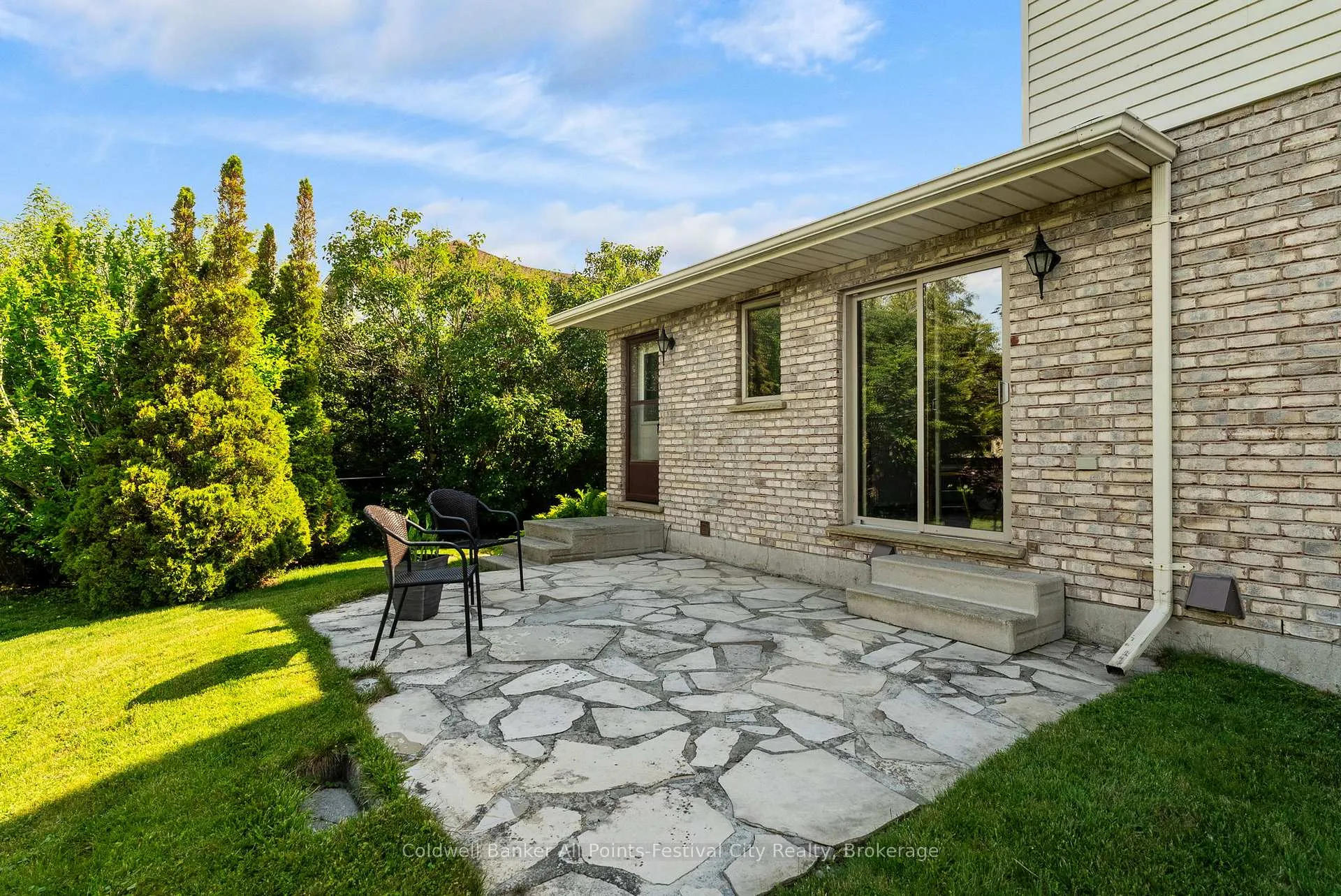 Photo 37 of 396 Eldon Street, Goderich, Goderich (Town) — HOMEH