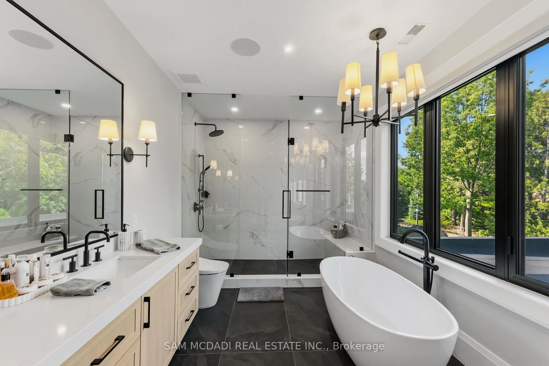 Photo 27 of 899 Danforth Place, Burlington, Bayview — HOMEH