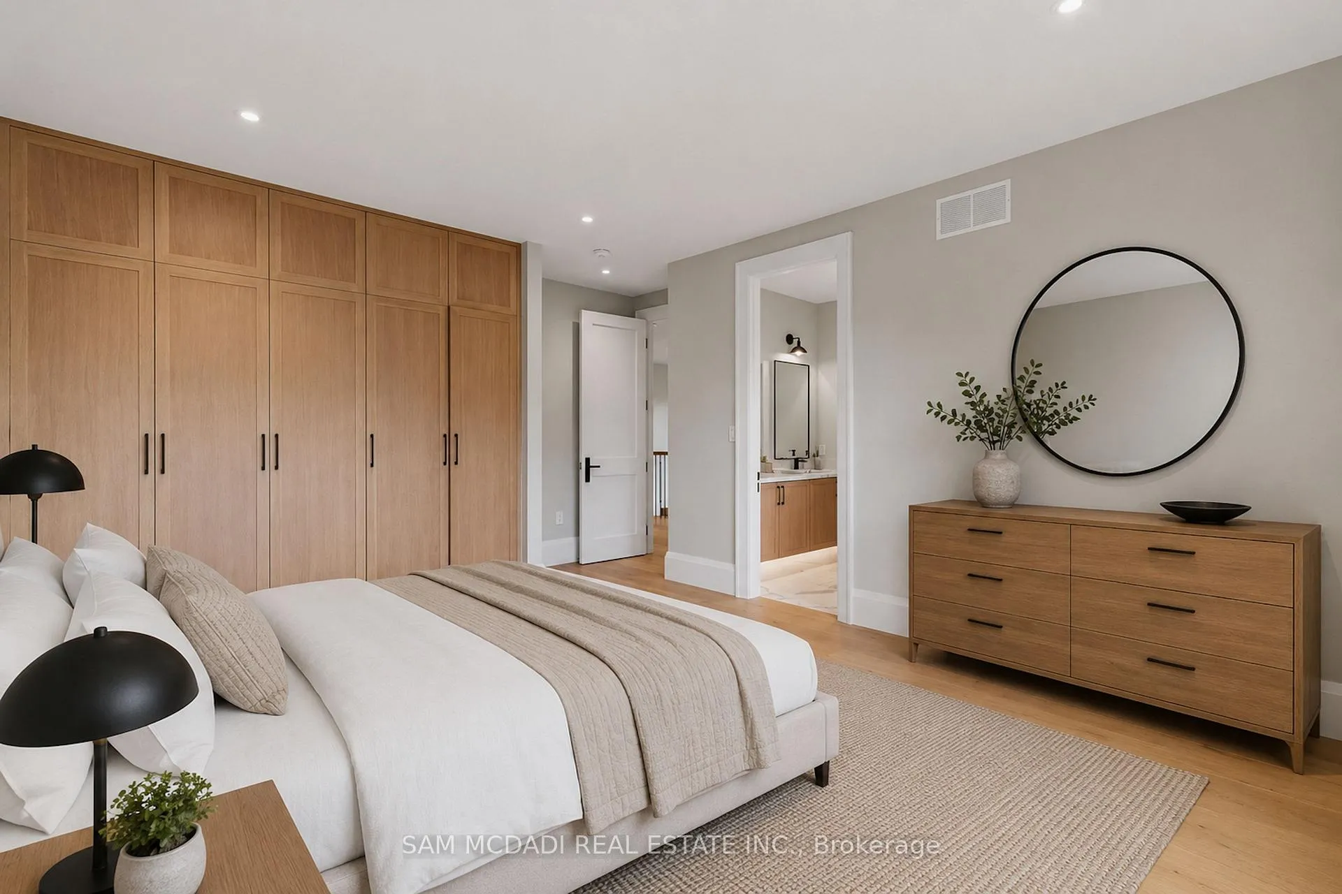 Photo 29 of 899 Danforth Place, Burlington, Bayview — HOMEH